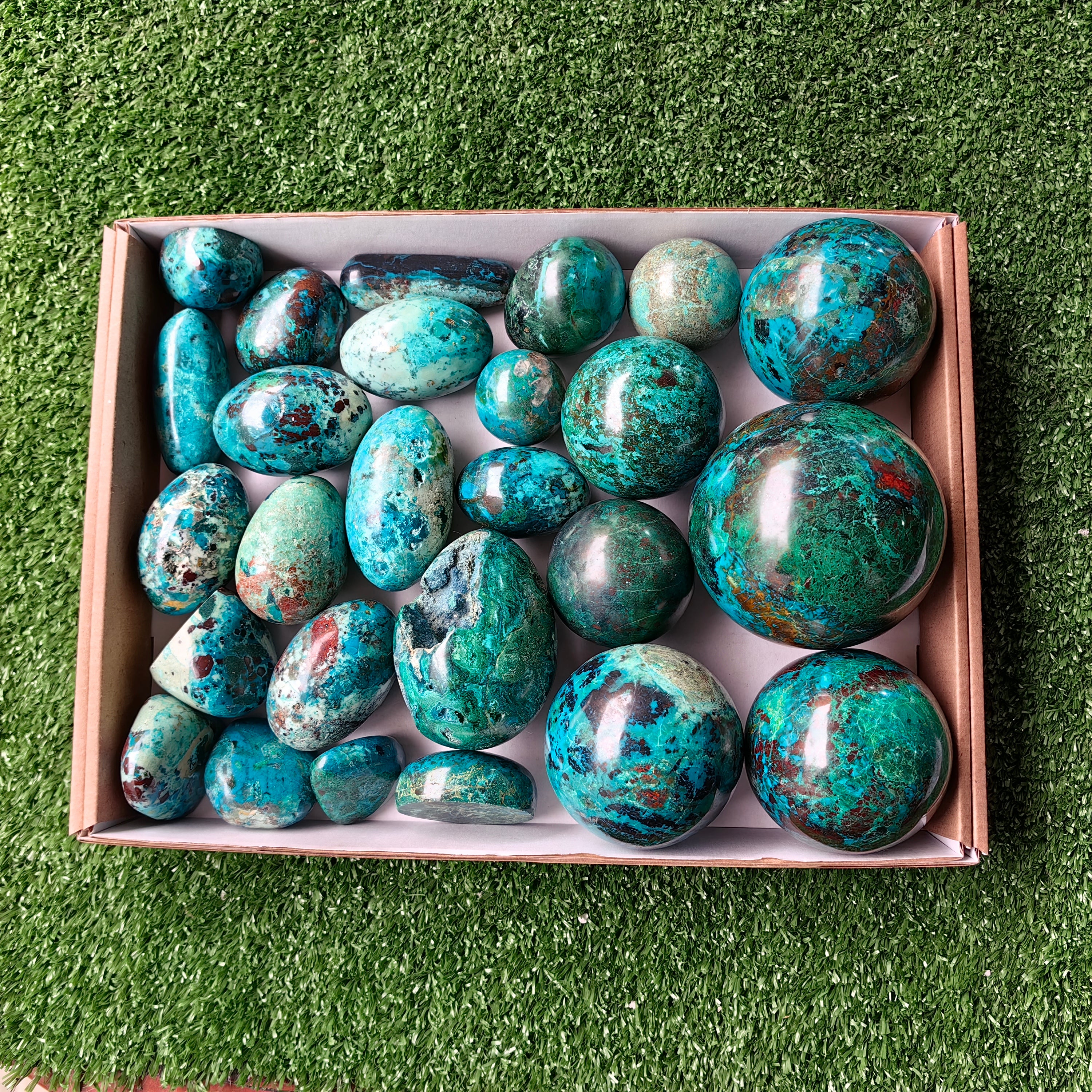 Lot 26 pcs Chrysocolla Free Form and Sphere