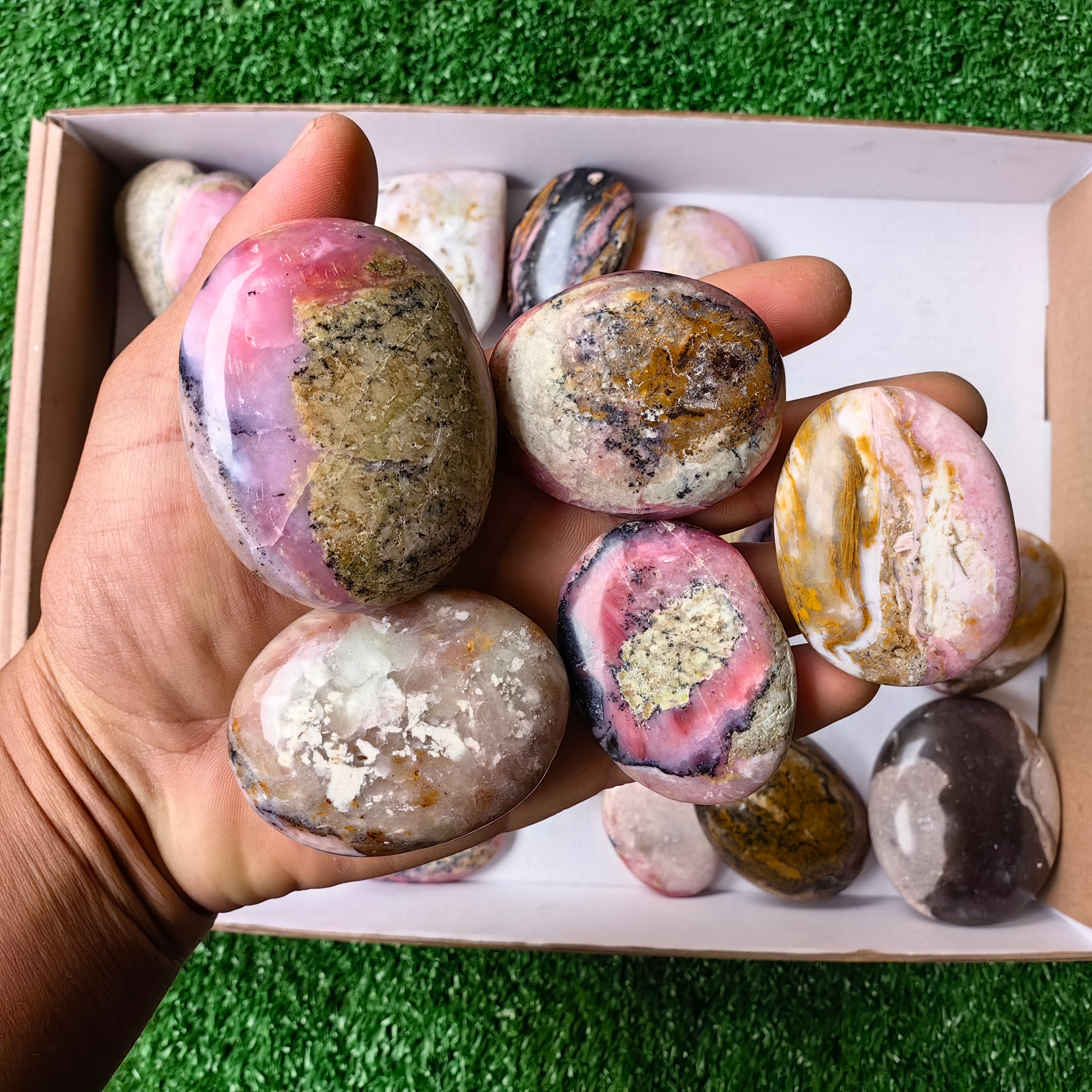 Lot 29 pcs Pink Opal Palm