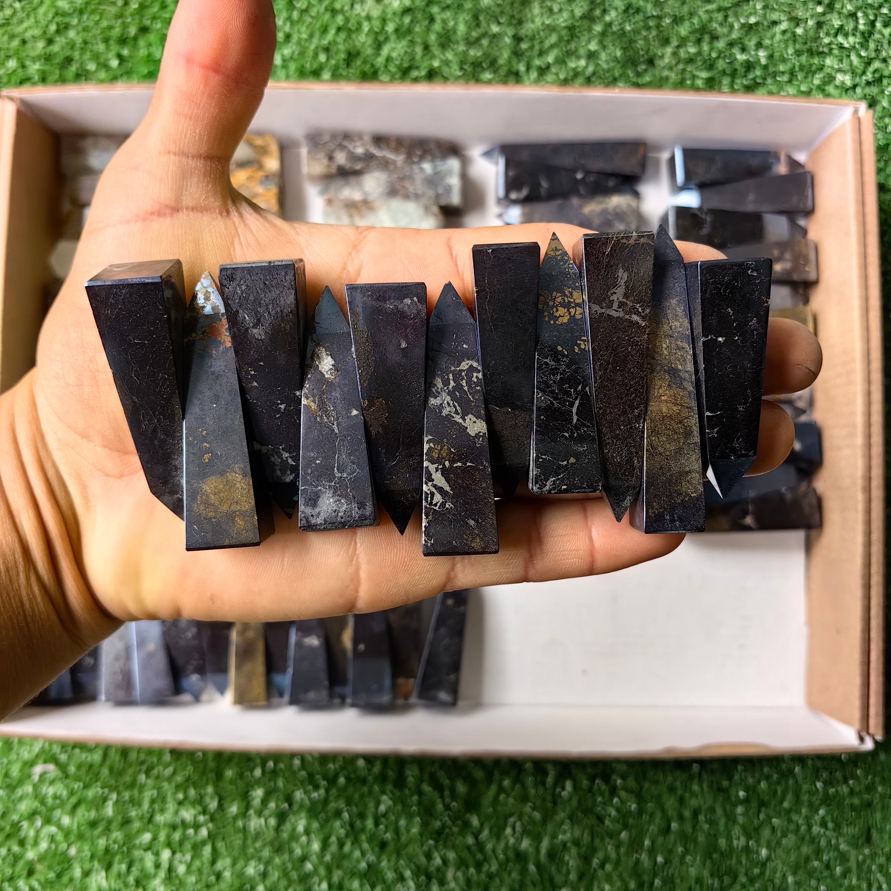 Lot 78 pcs Covellite and Chrysoquartz Tower