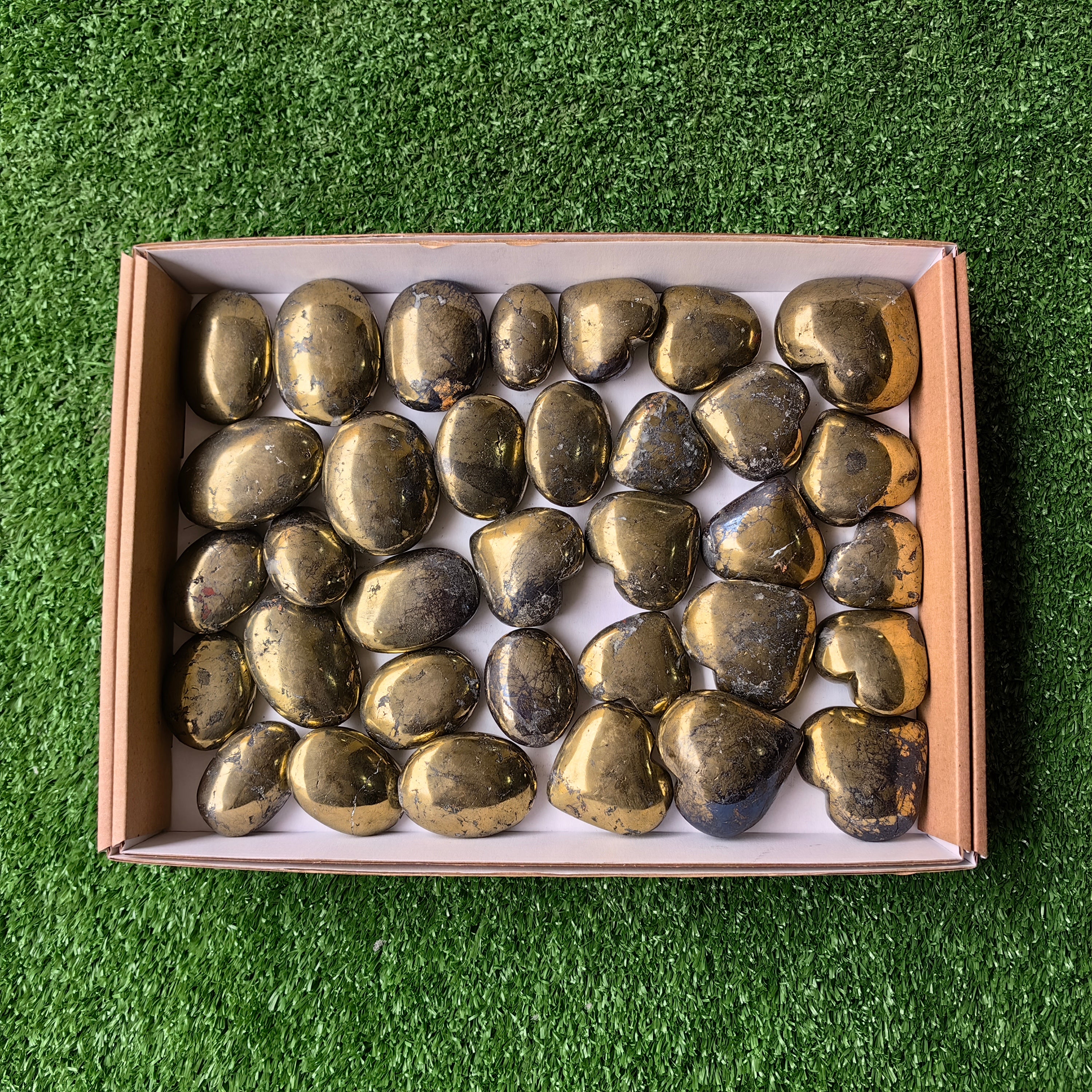 Lot 34 pcs Covellite on Chalcopyrite Palm and Heart