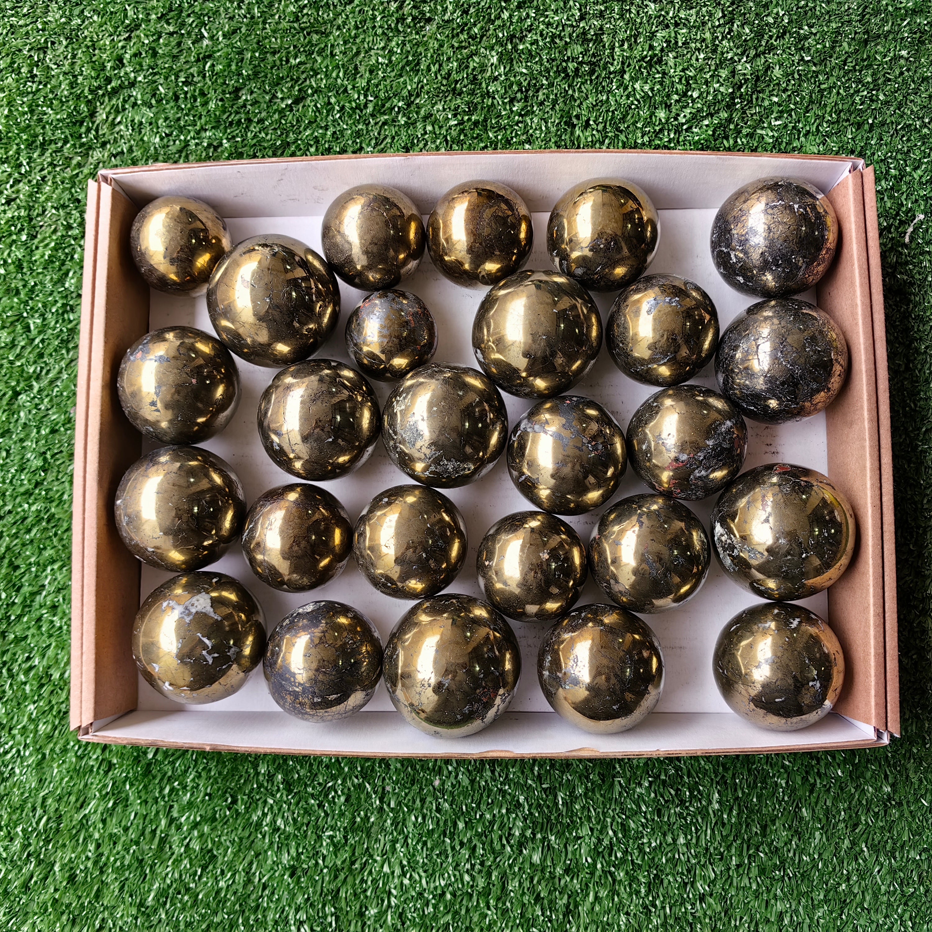 Lot 26 pcs Covellite on Chalcopyrite Sphere