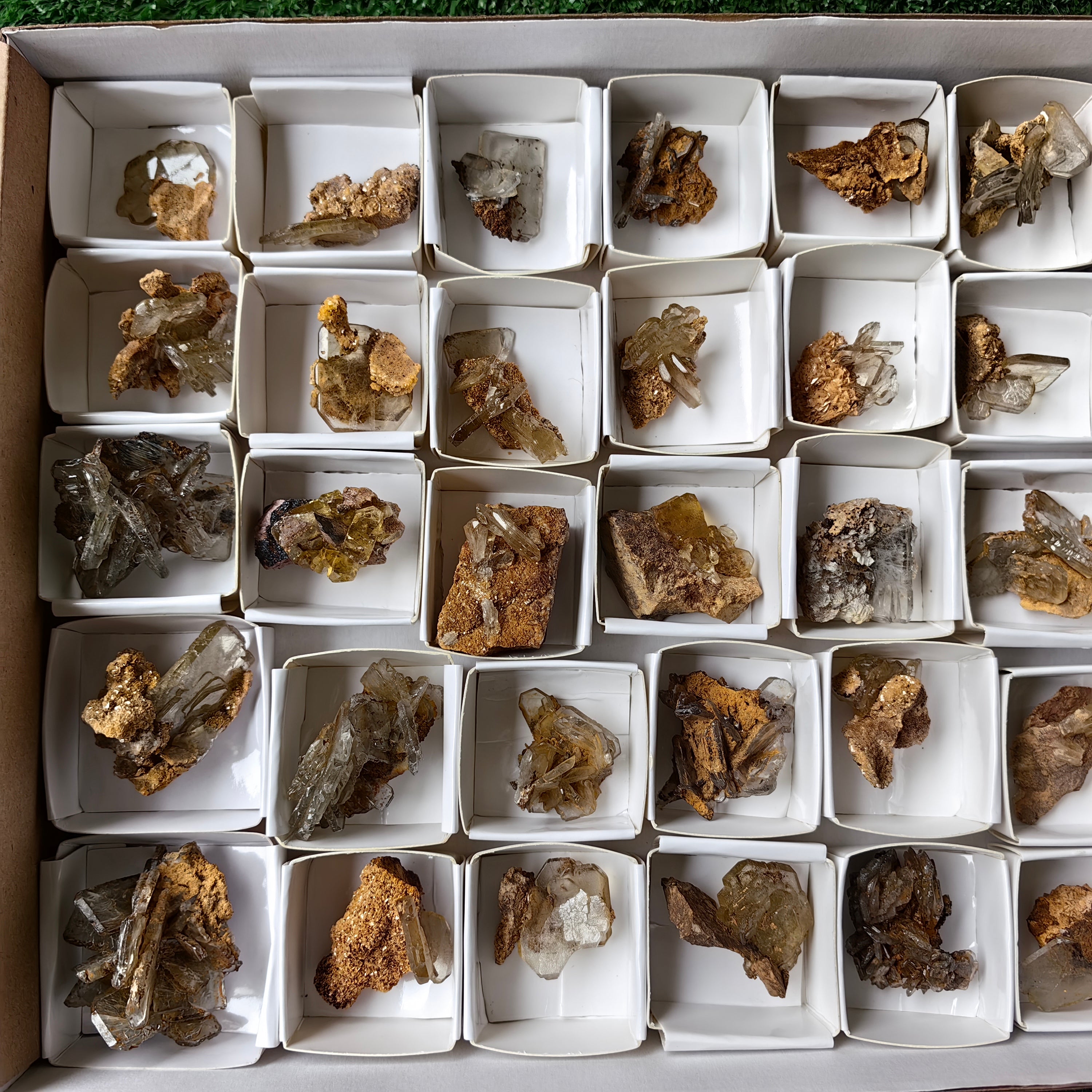 Lot 35 pcs Baryte Crystal