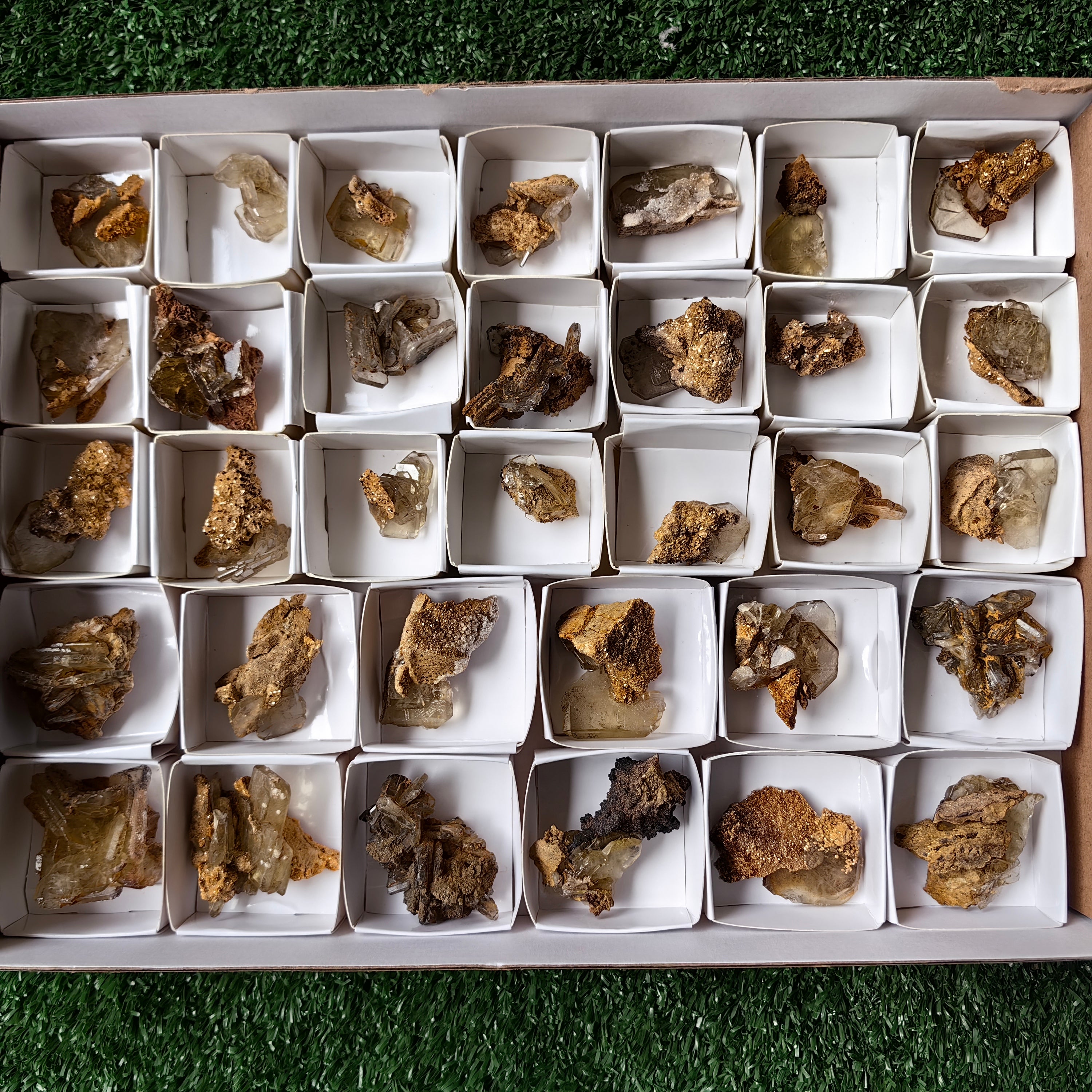 Lot 33 pcs Baryte Crystal