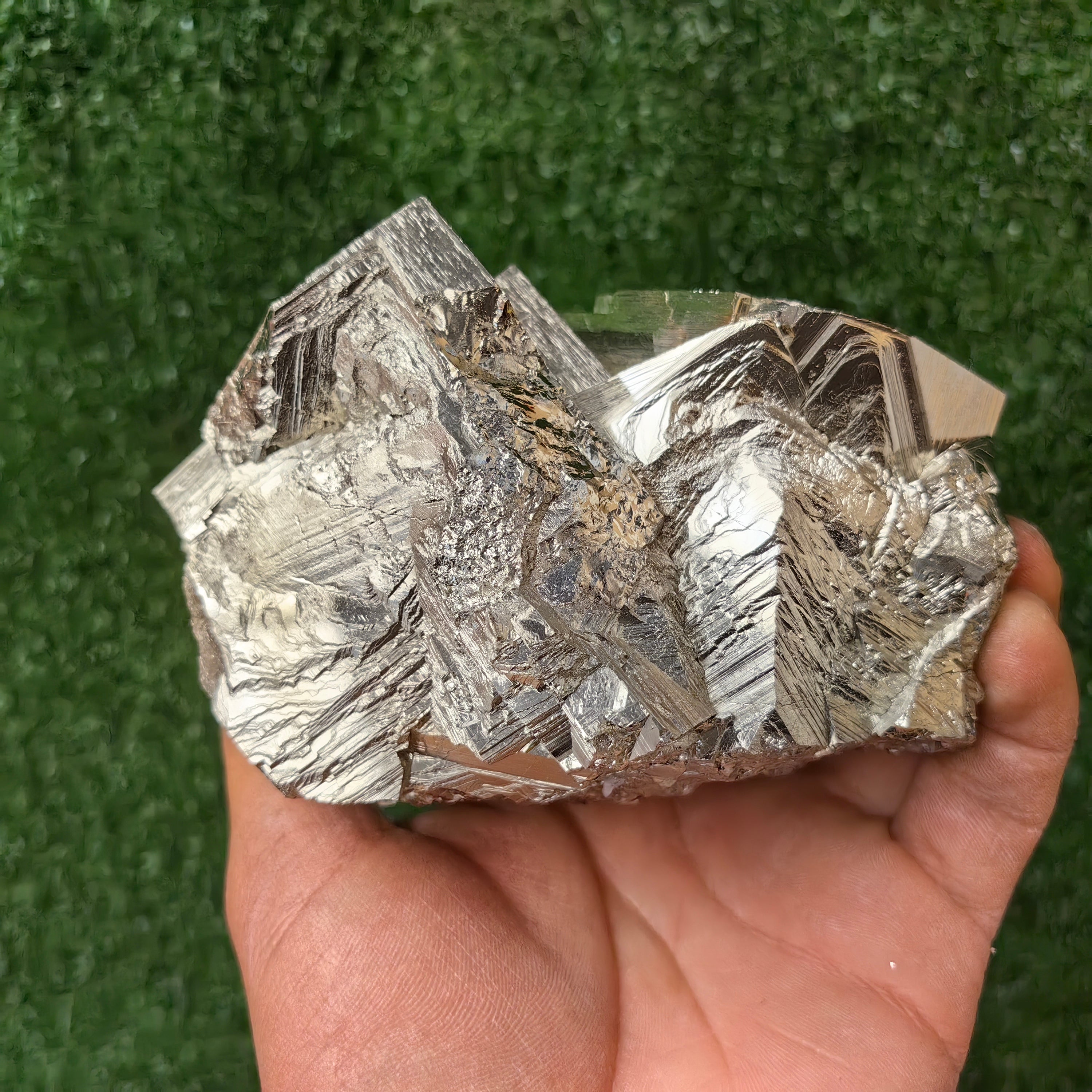 1 pc Pyrite Cubic