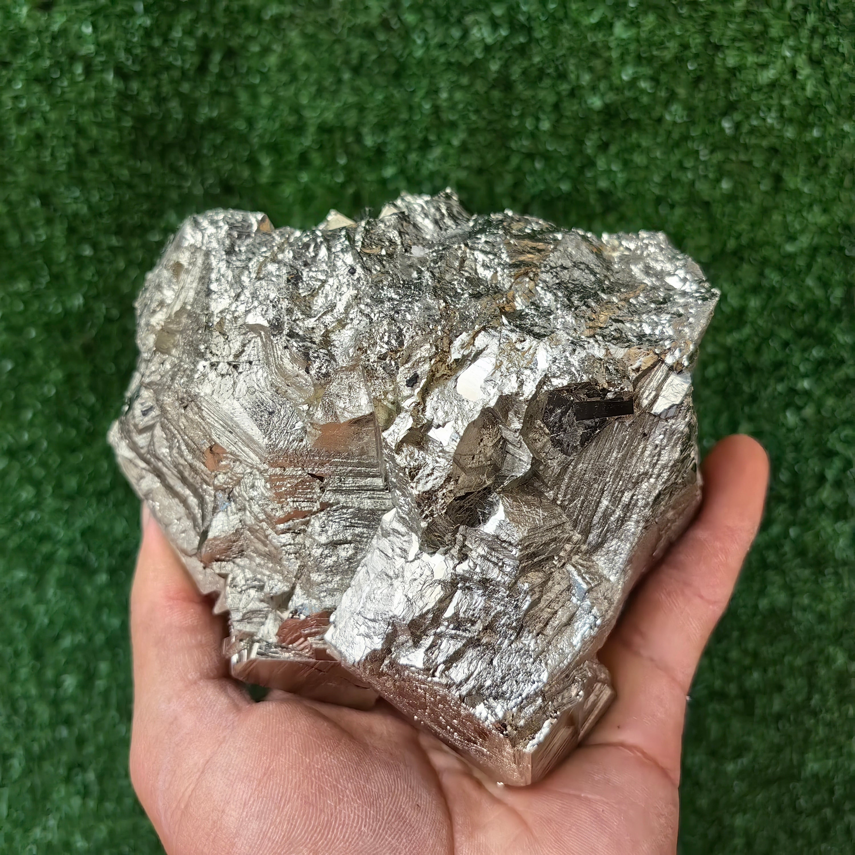 1 pc Pyrite Cubic
