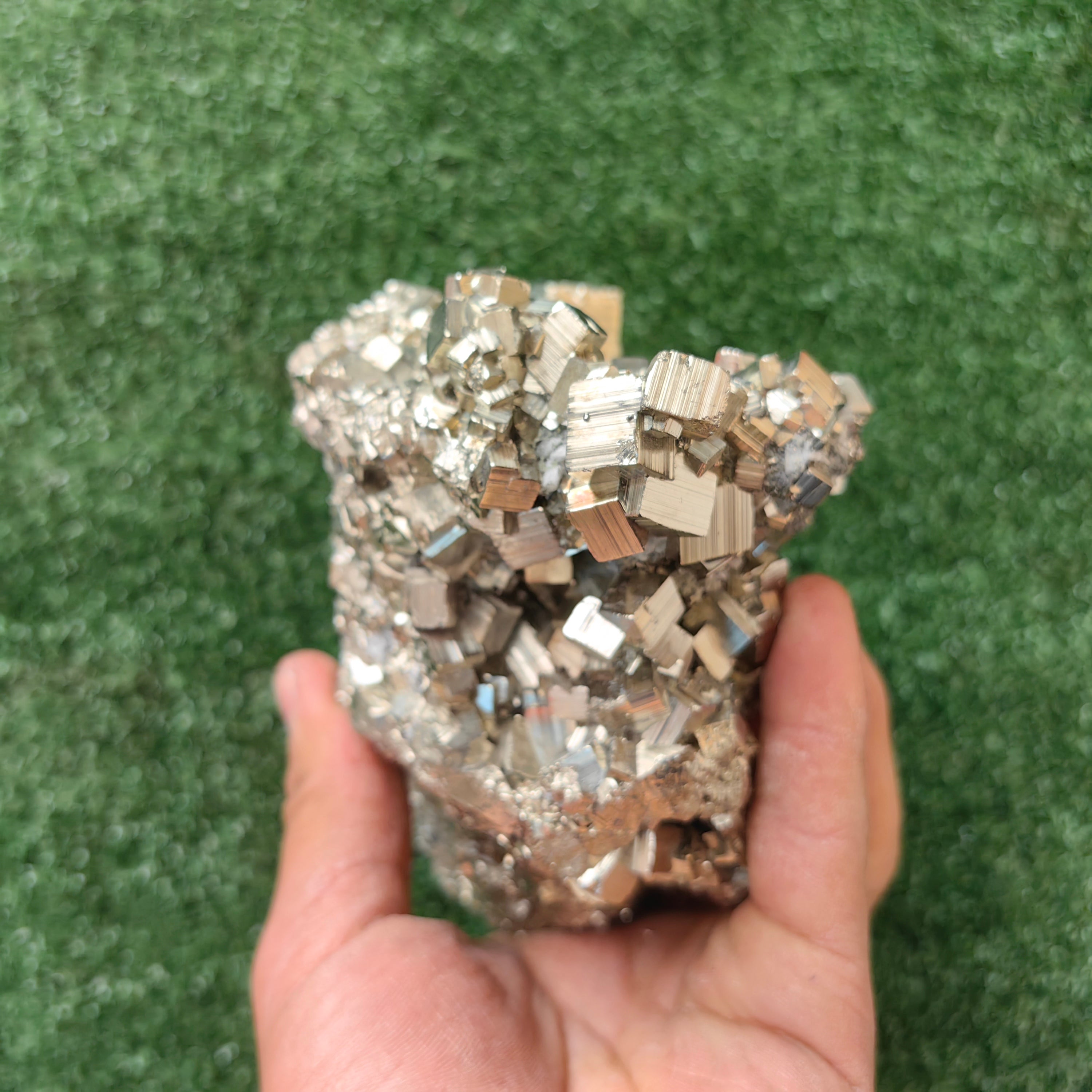 1 pc Pyrite Cubic
