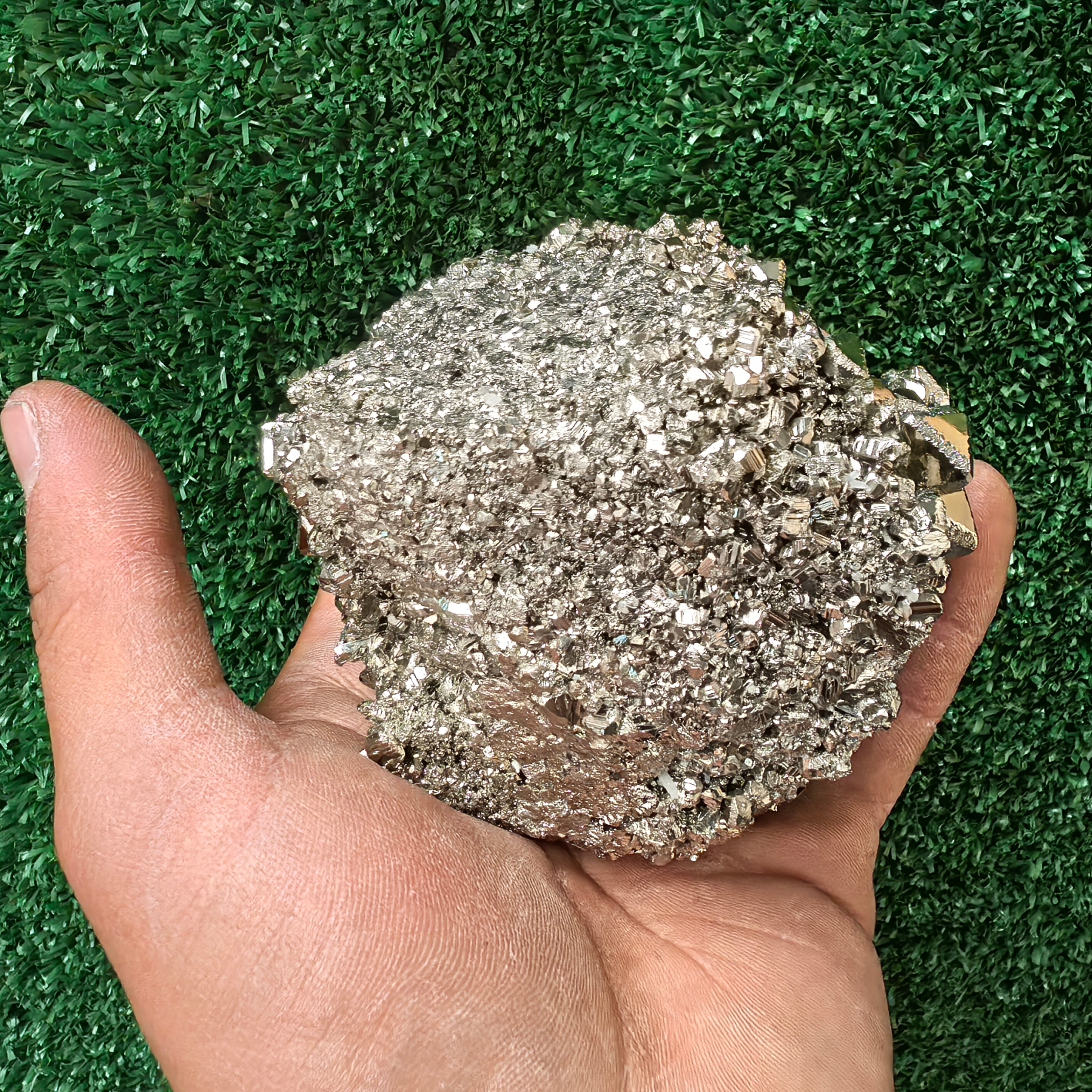 1 pc Pyrite octahedral