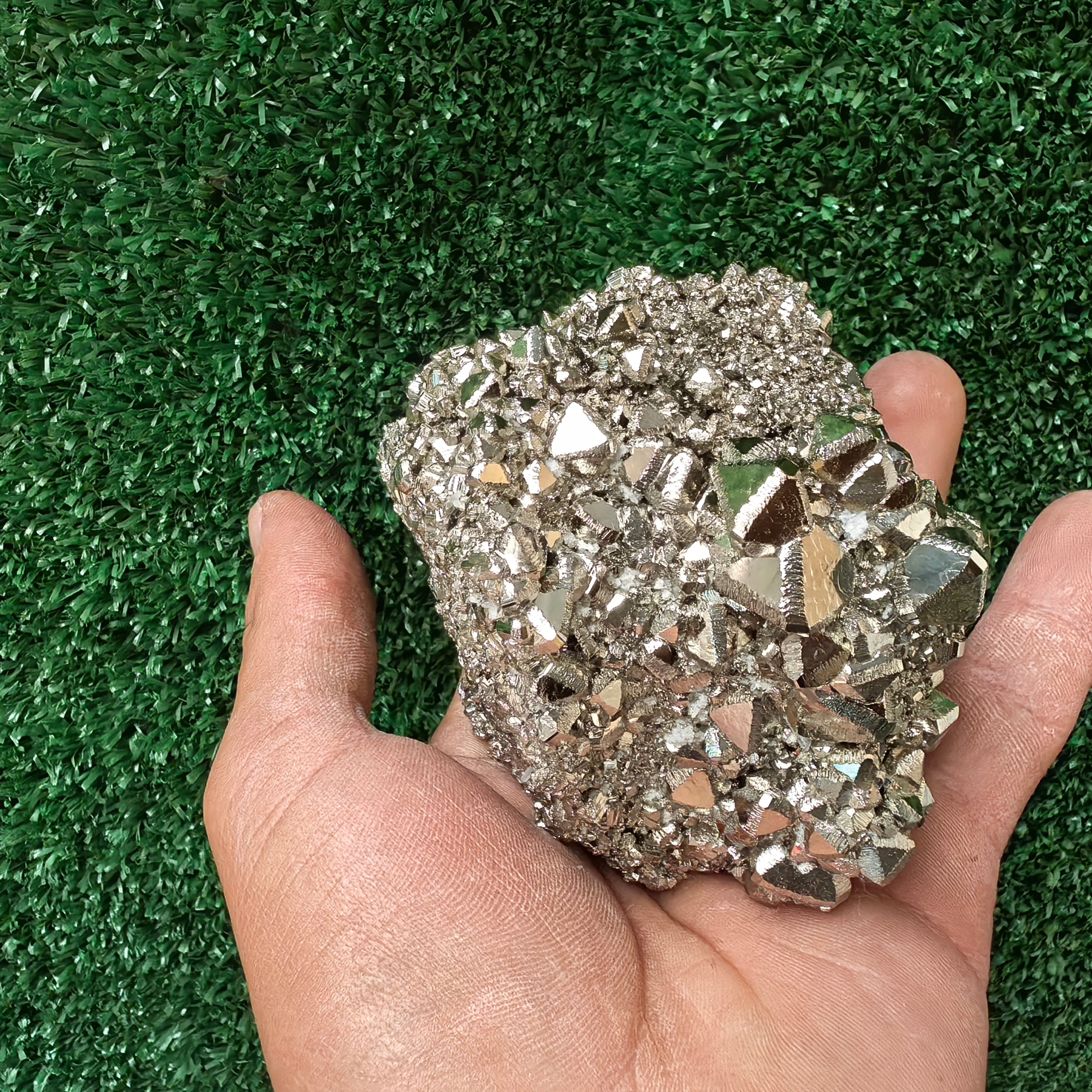 1 pc Pyrite octahedral