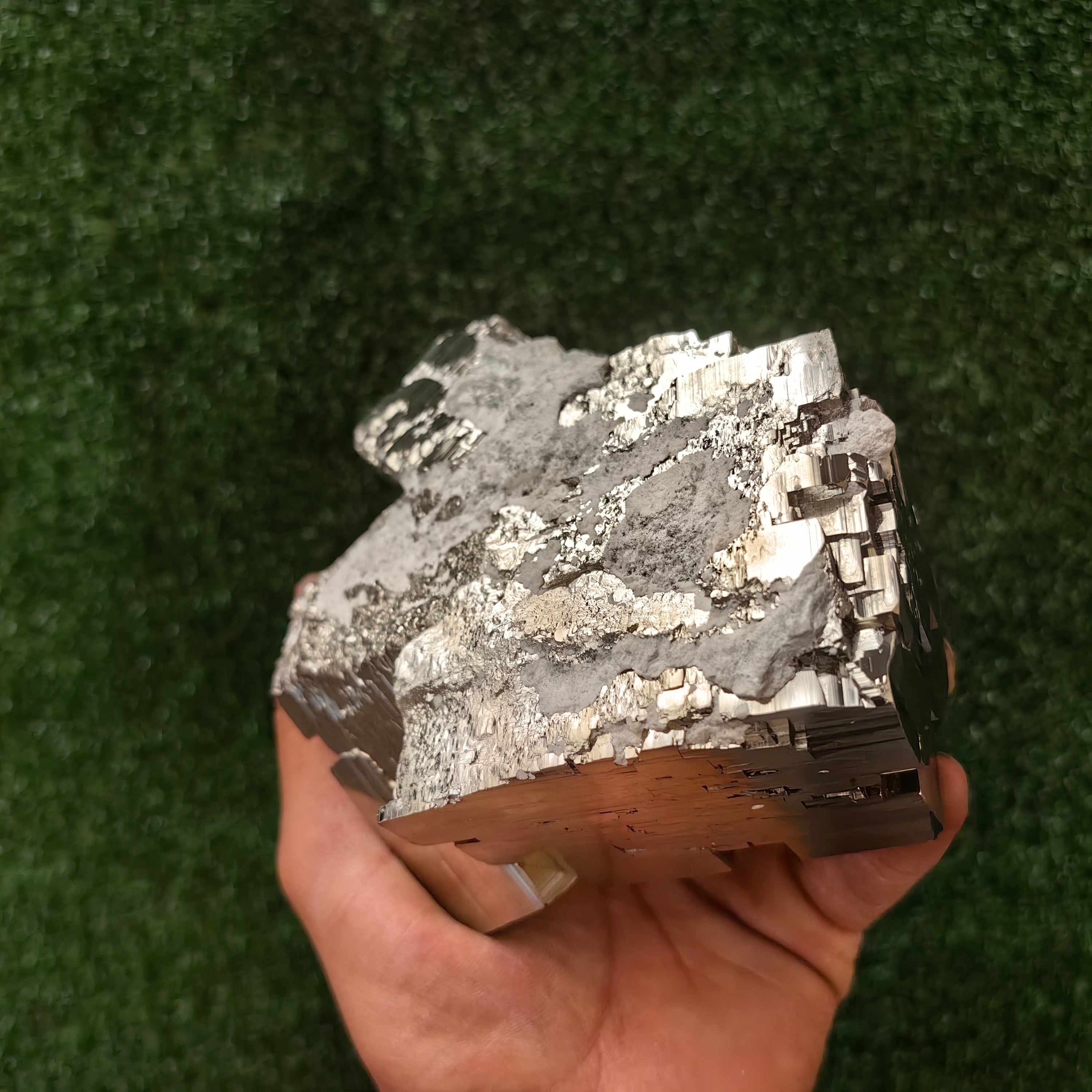 1 pc Pyrite Cubic