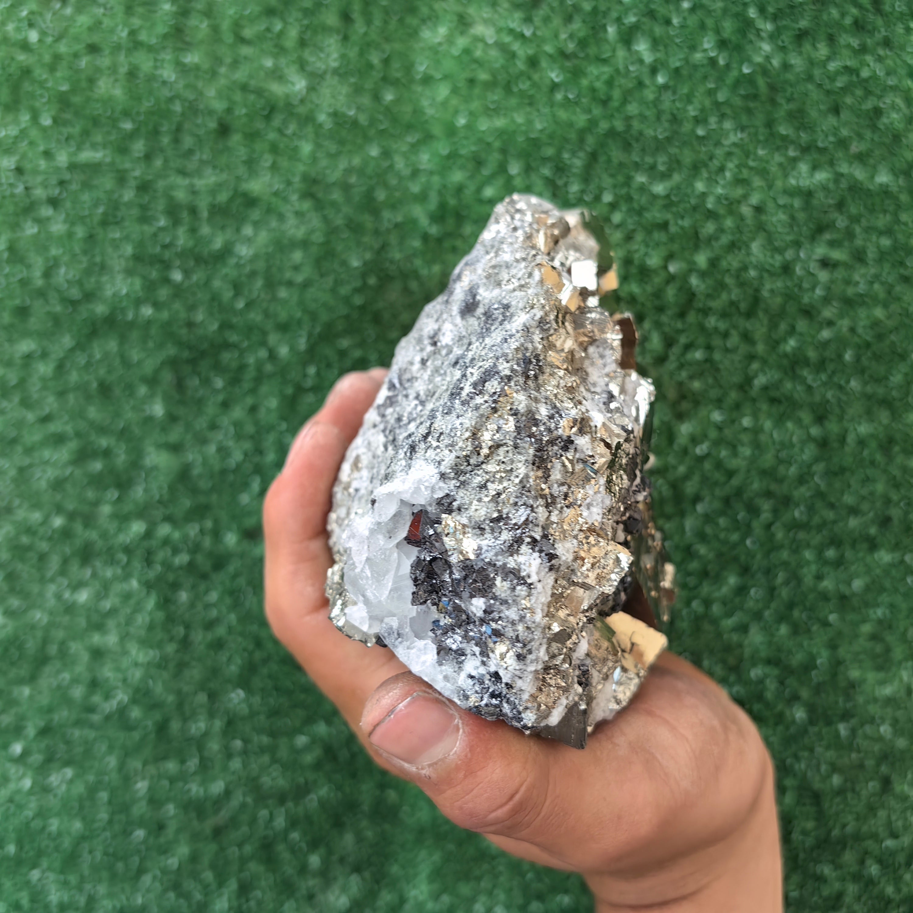 1 pc Pyrite Cubic with Sphalerite