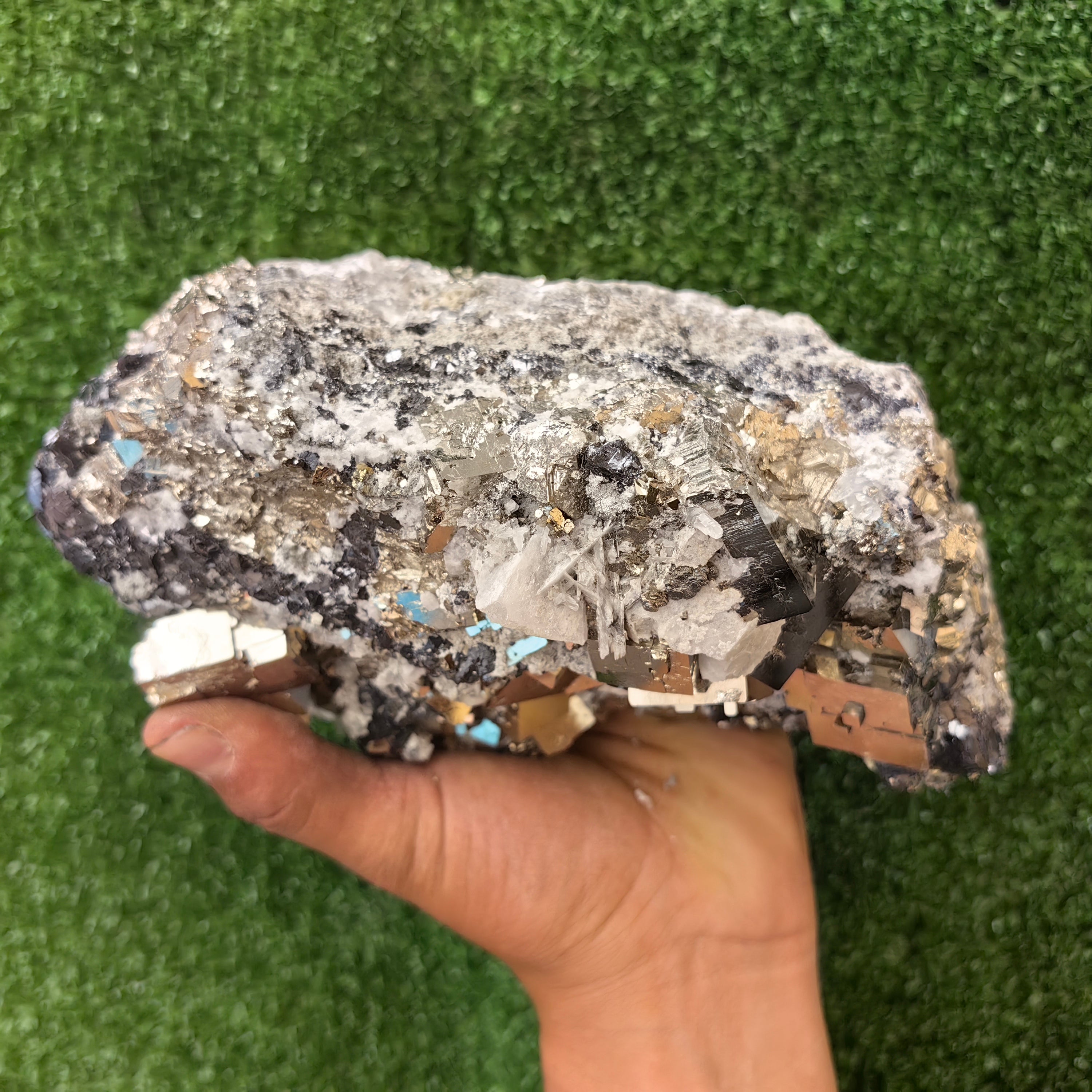 1 pc Pyrite Cubic with Sphalerite and Quartz