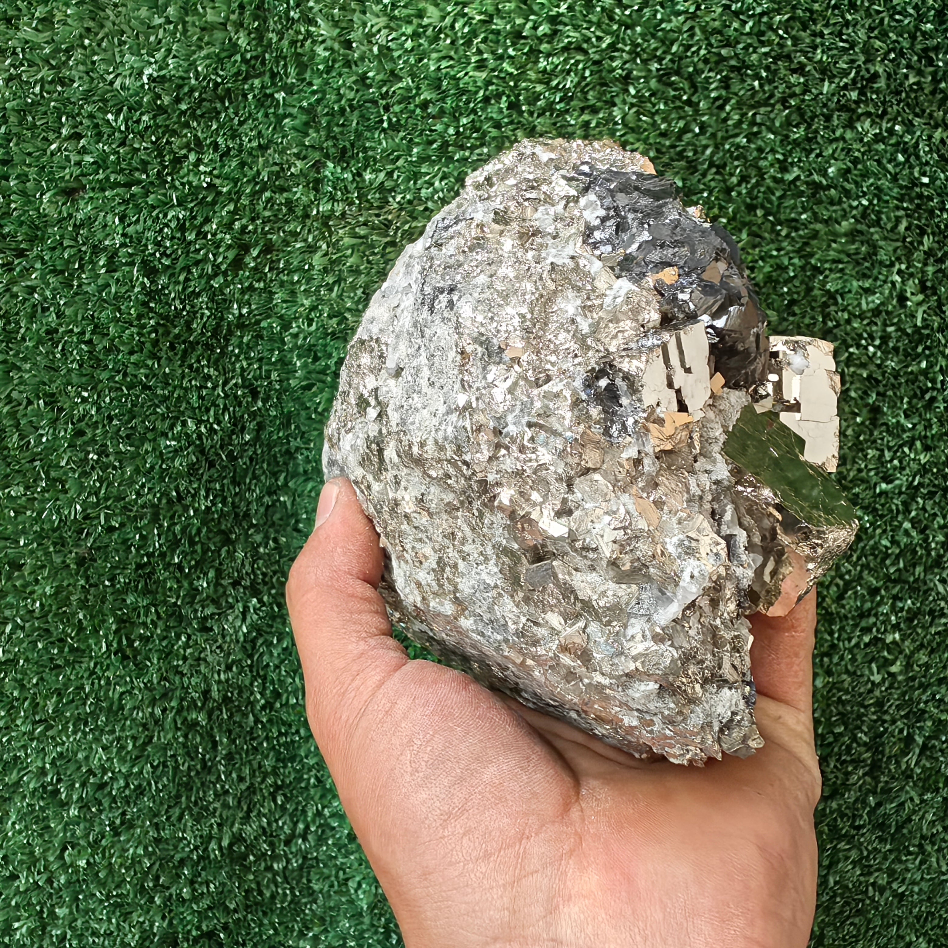 1 pc Pyrite Cubic with Sphalerite and Quartz