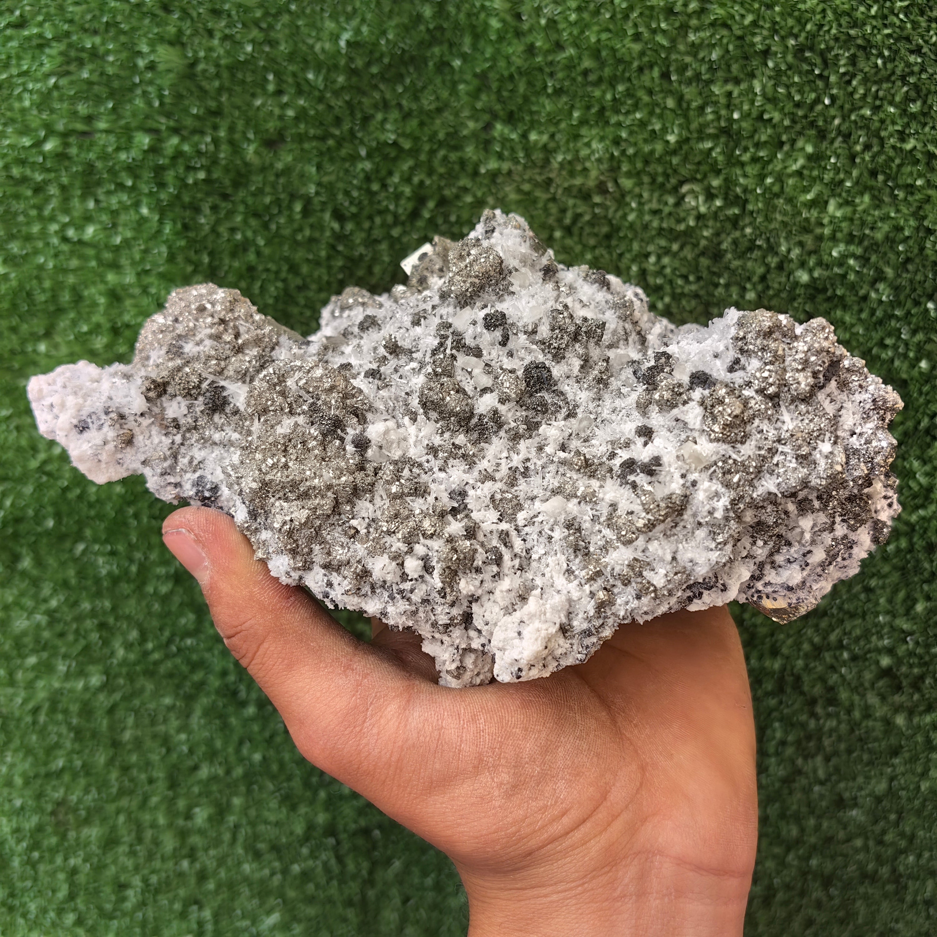 1 pc Pyrite Cubic with Sphalerite and Quartz