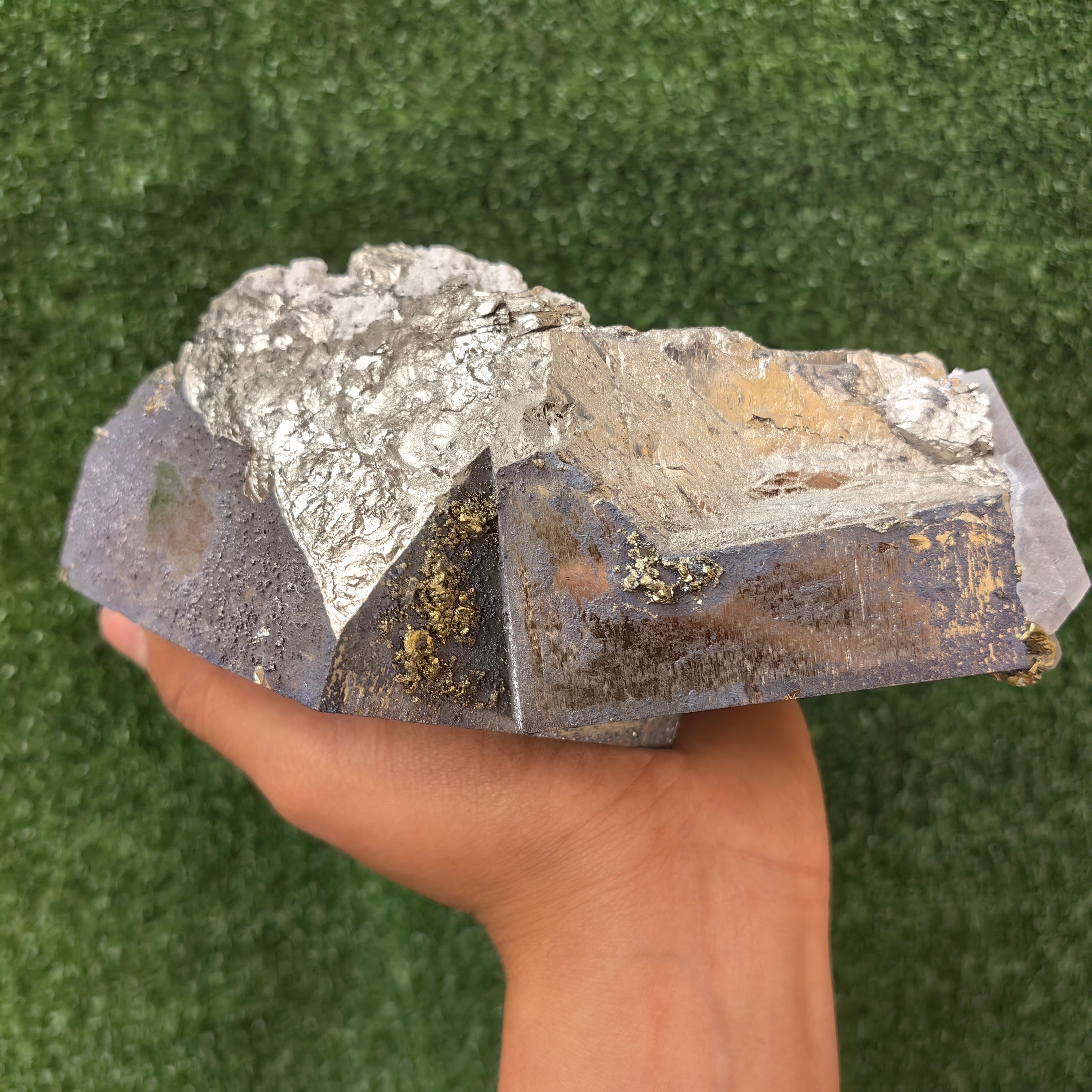 Pyrite Cubic with Chalcopyrite and Calcite