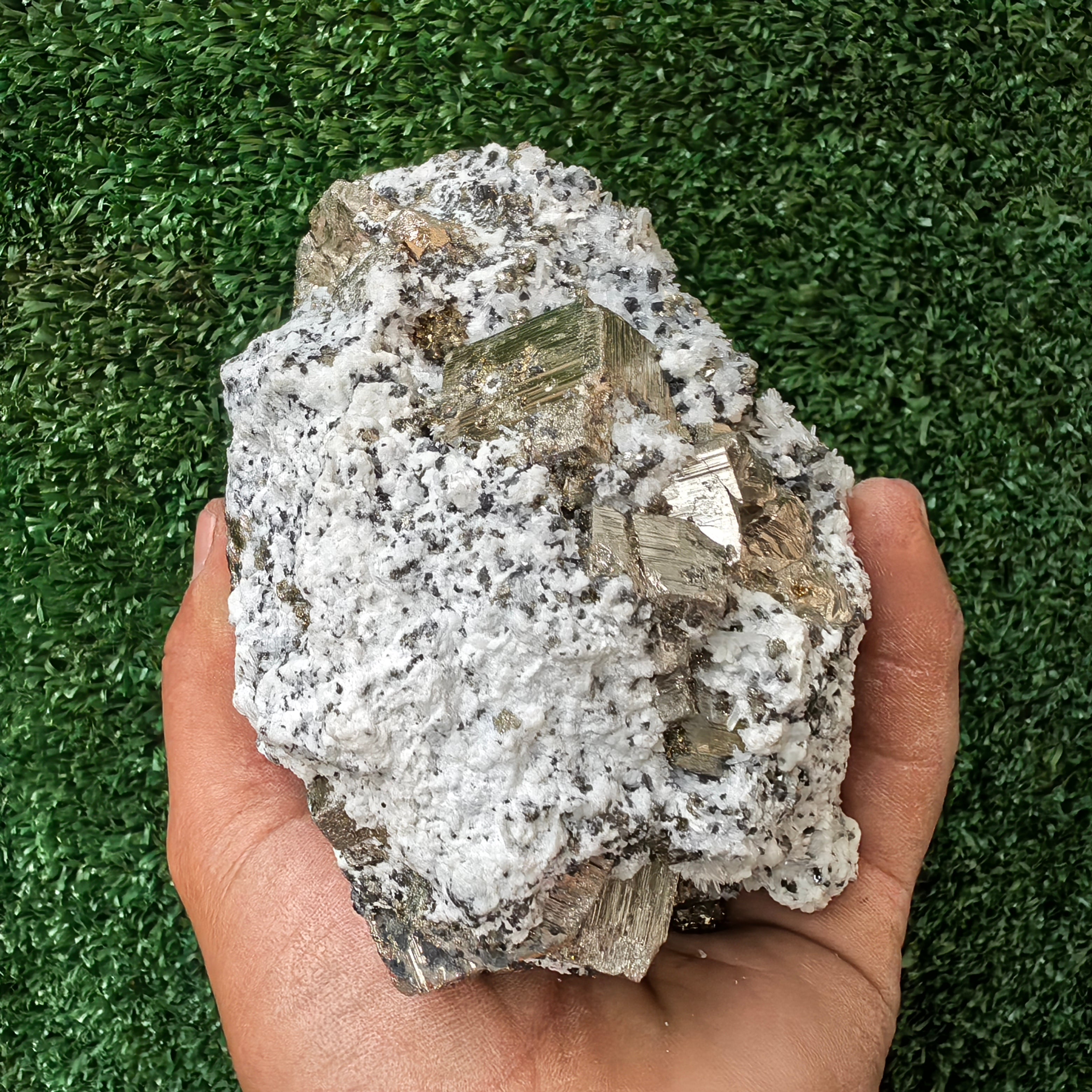 1 pc Pyrite Cubic with Sphalerite, Chalcopyrite and Quartz