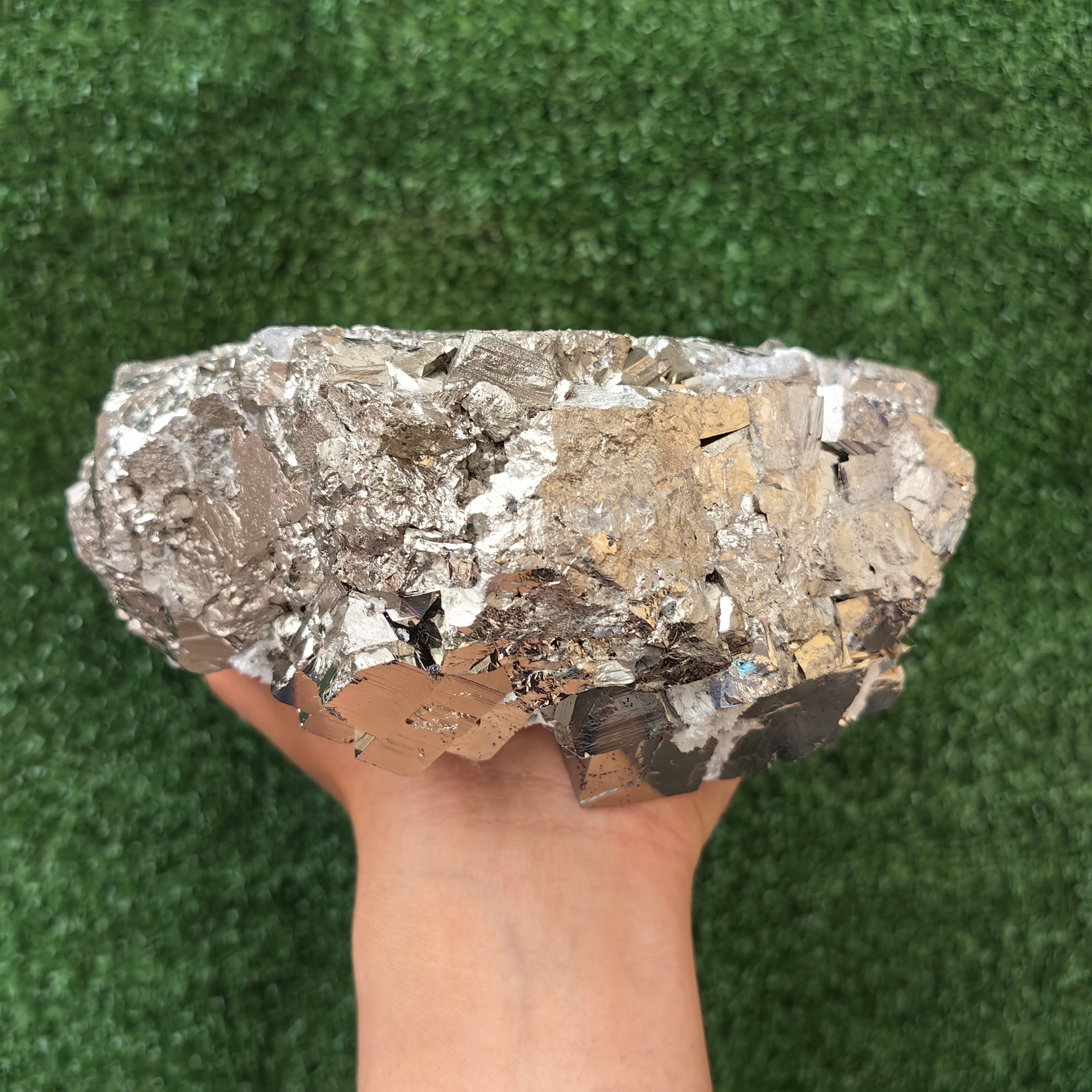 1 pc Pyrite Cubic with Quartz