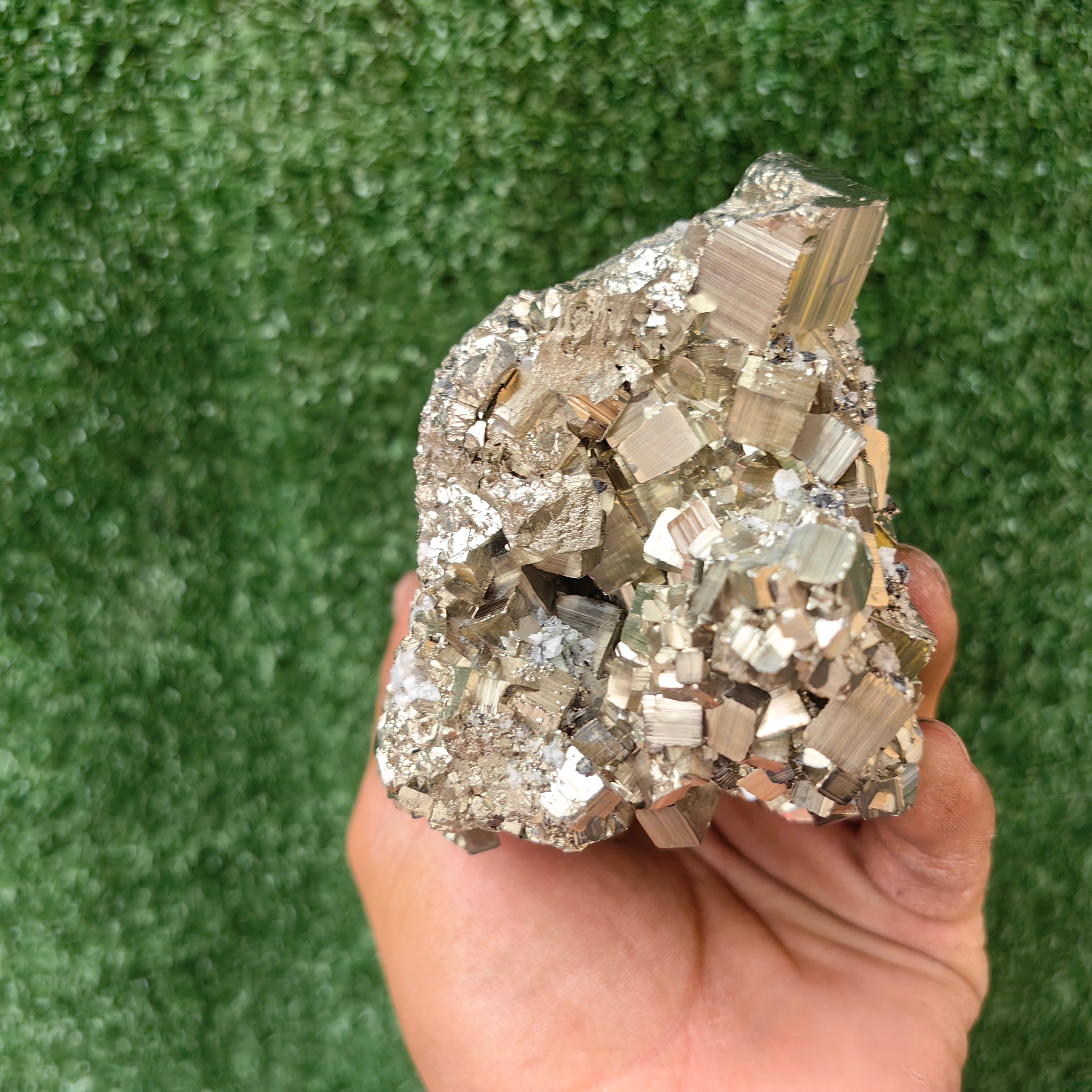 1 pc Pyrite Cubic with Quartz