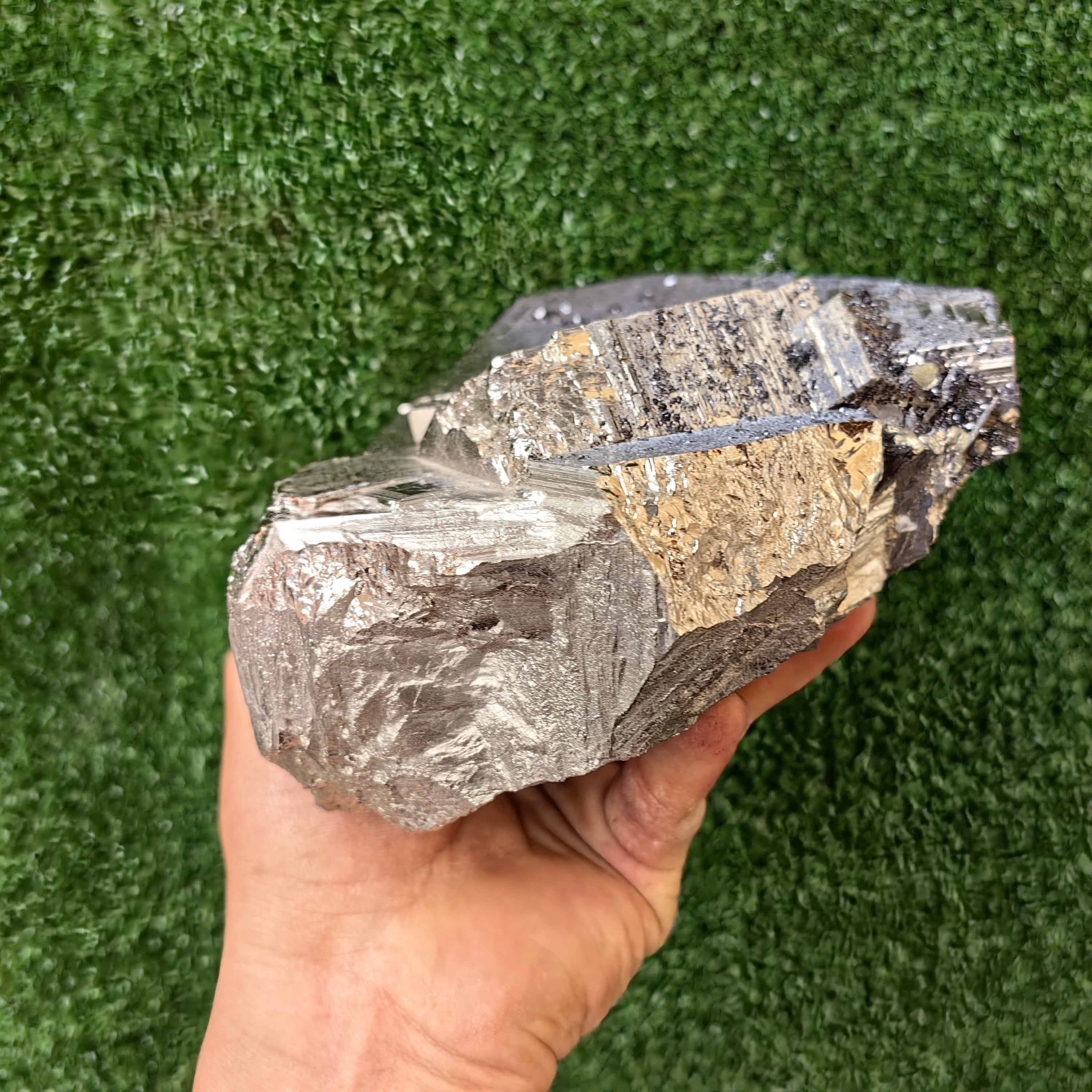 1 pc Pyrite Cubic with Sphalerite