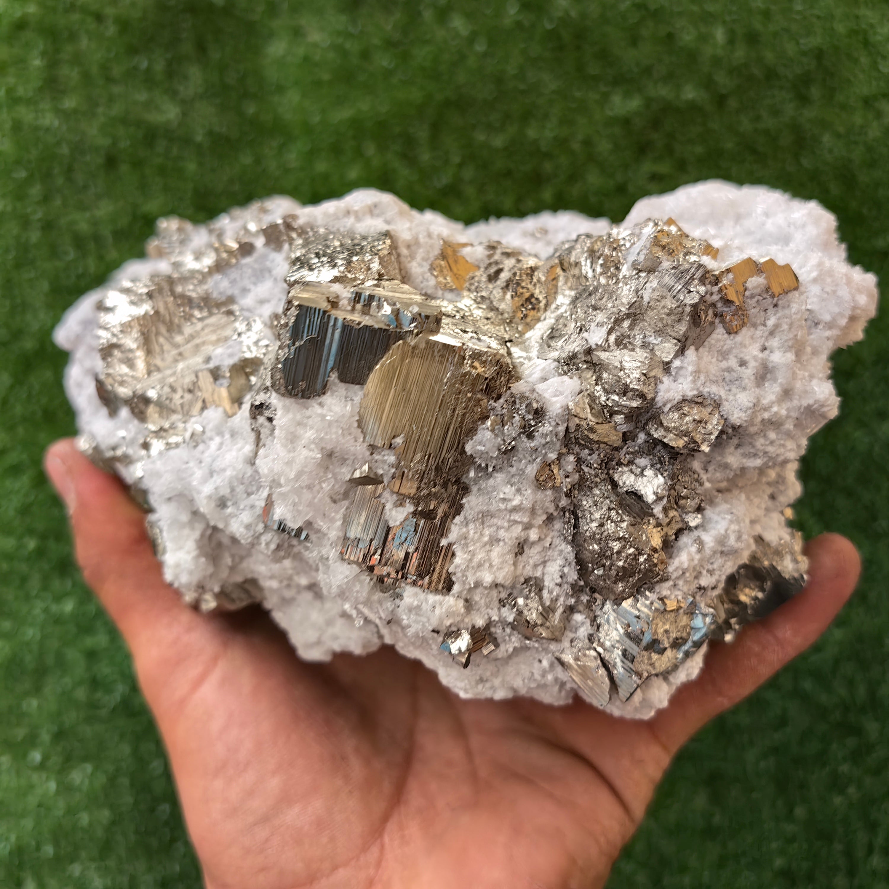1 pc Pyrite Cubic with Quartz