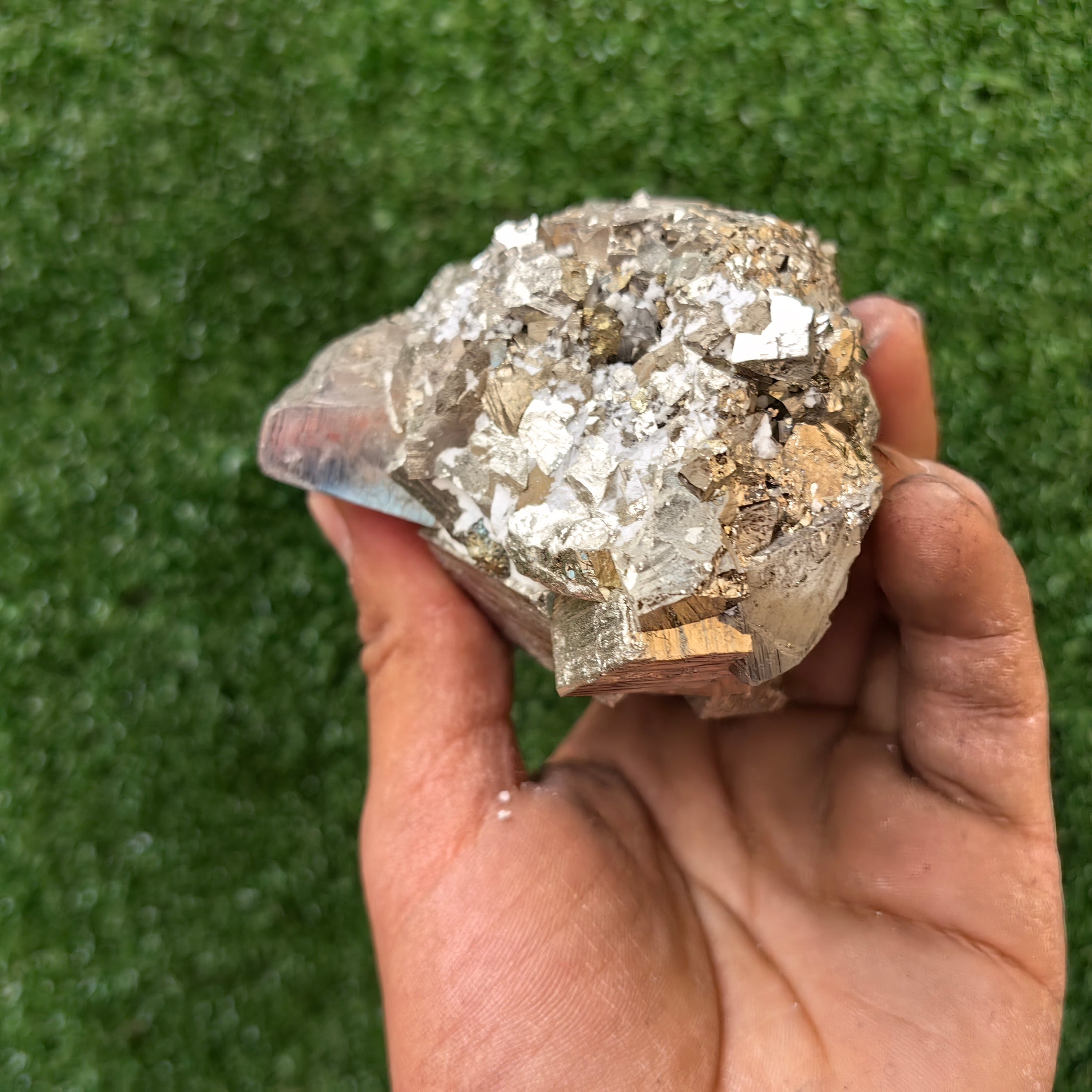 1 pc Pyrite Cubic with Chalcopyrite