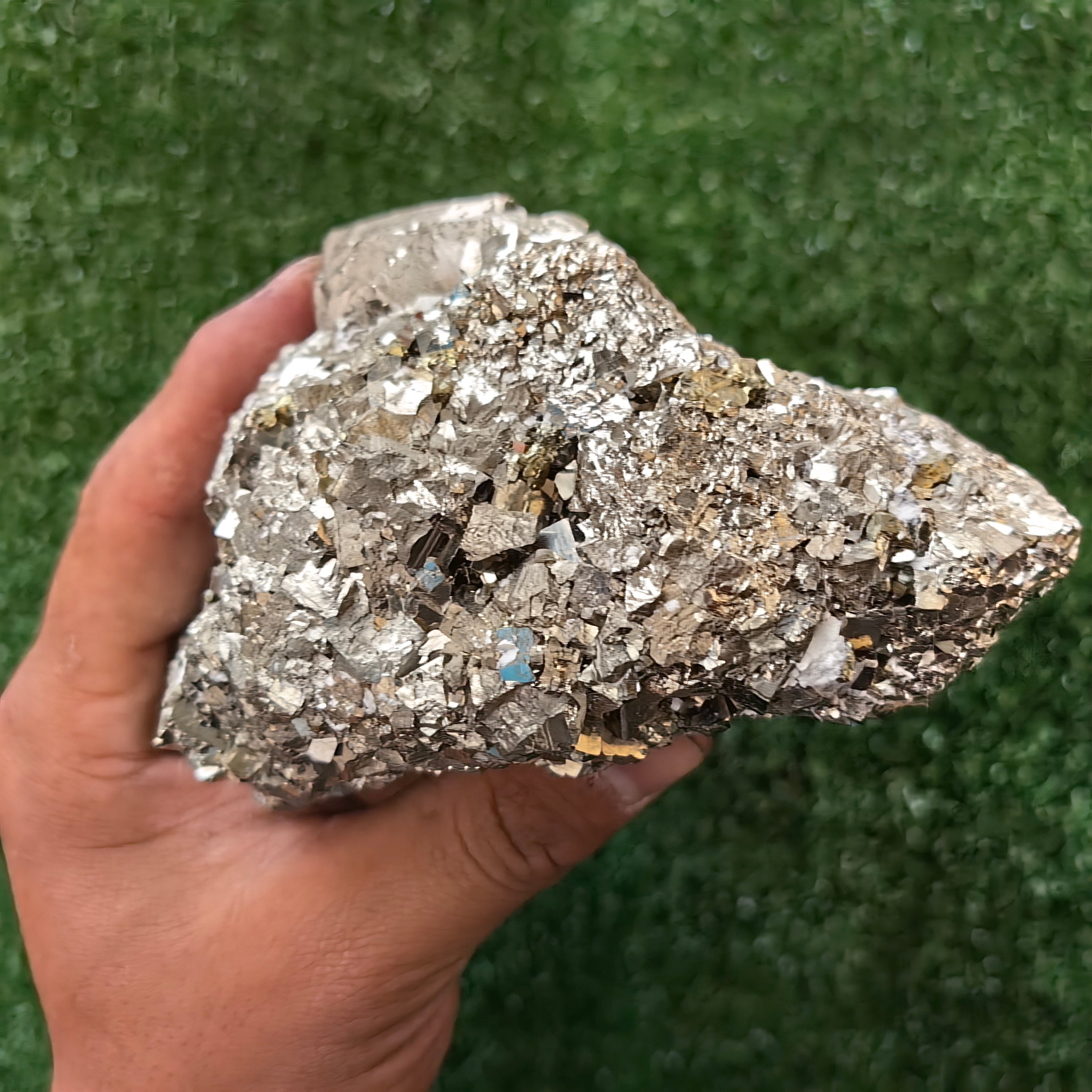 1 pc Pyrite Cubic with Chalcopyrite