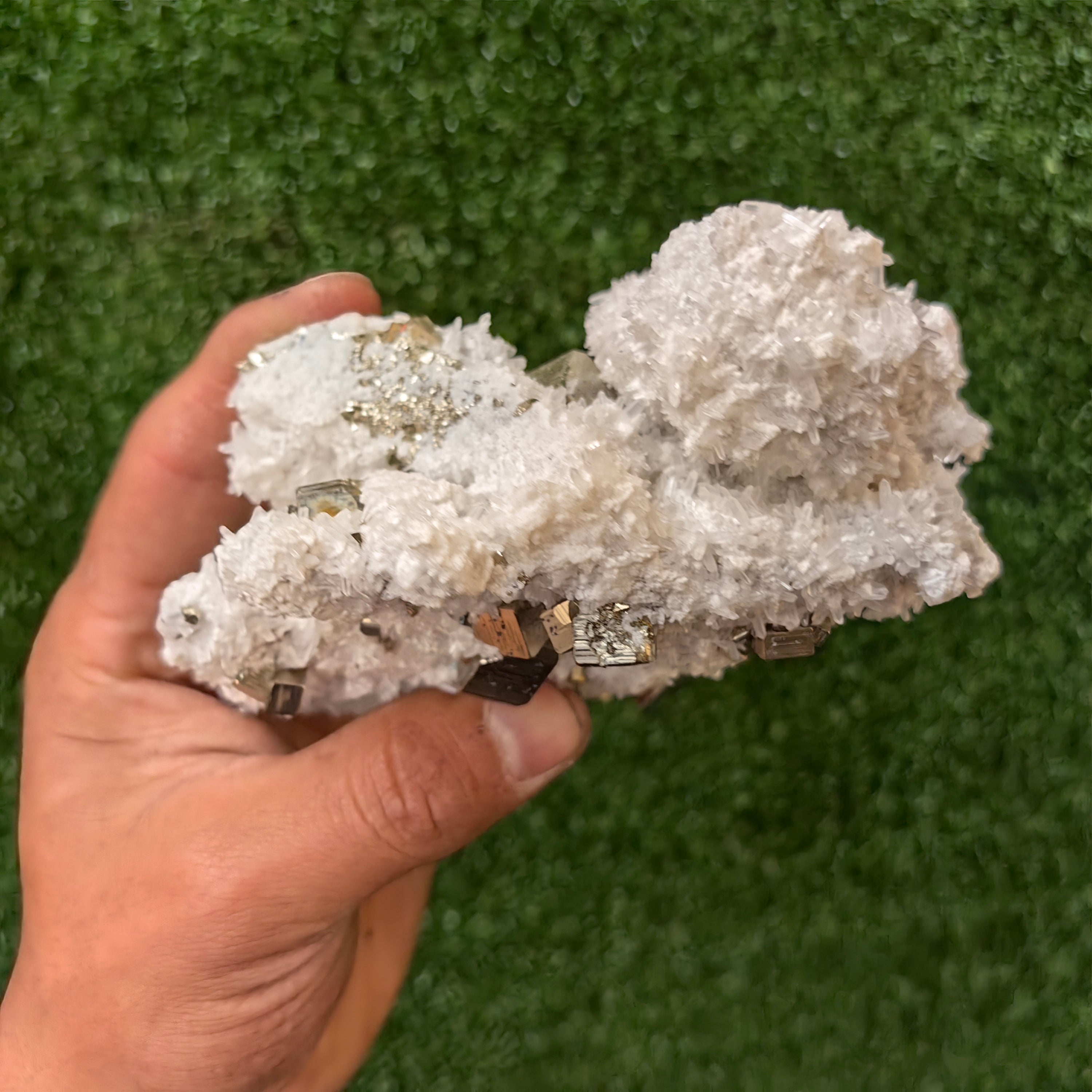 1 pc Pyrite Cubic with Quartz