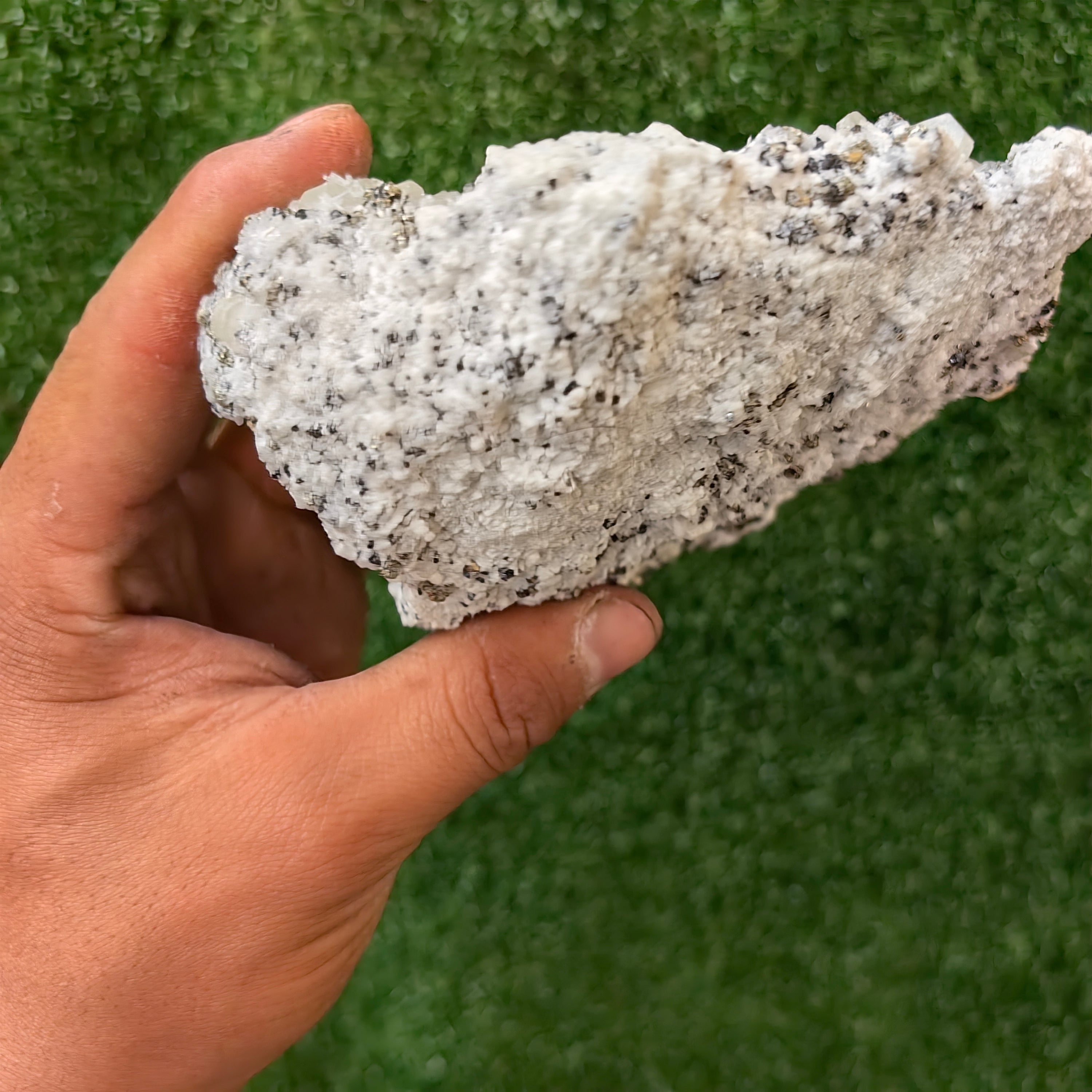 1 pcs Pyrite Cubic with Calcite, Sphalerite and Apatite