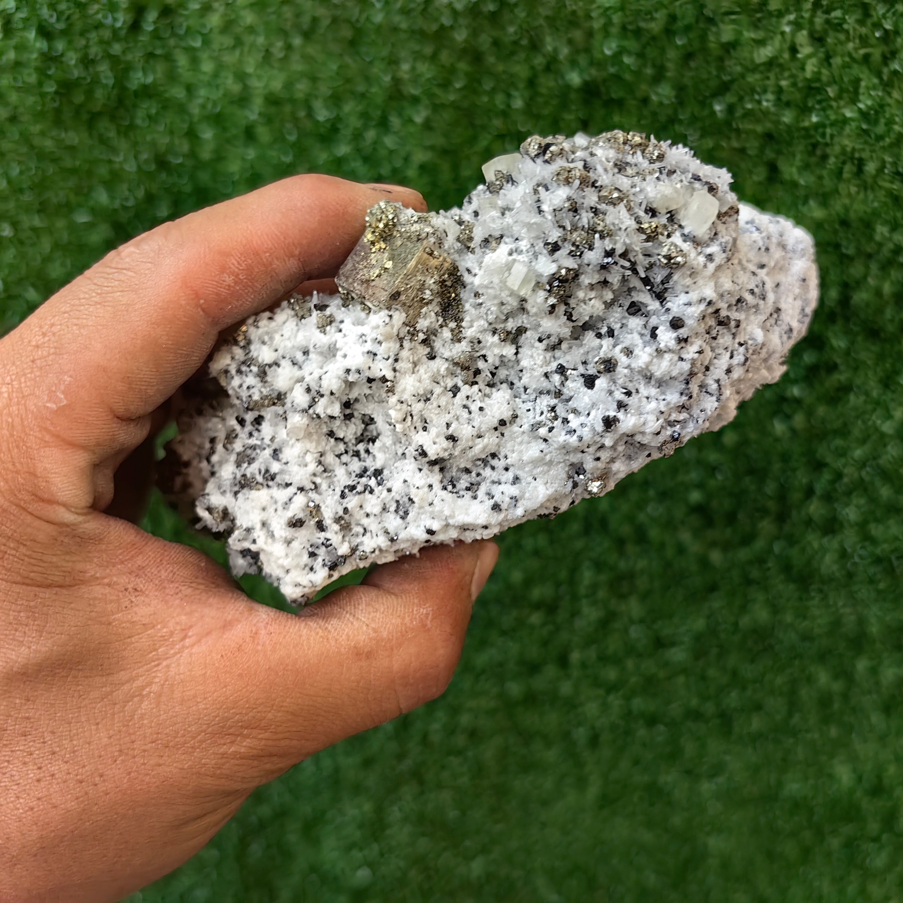 1 pcs Pyrite Cubic with Calcite, Sphalerite and Apatite