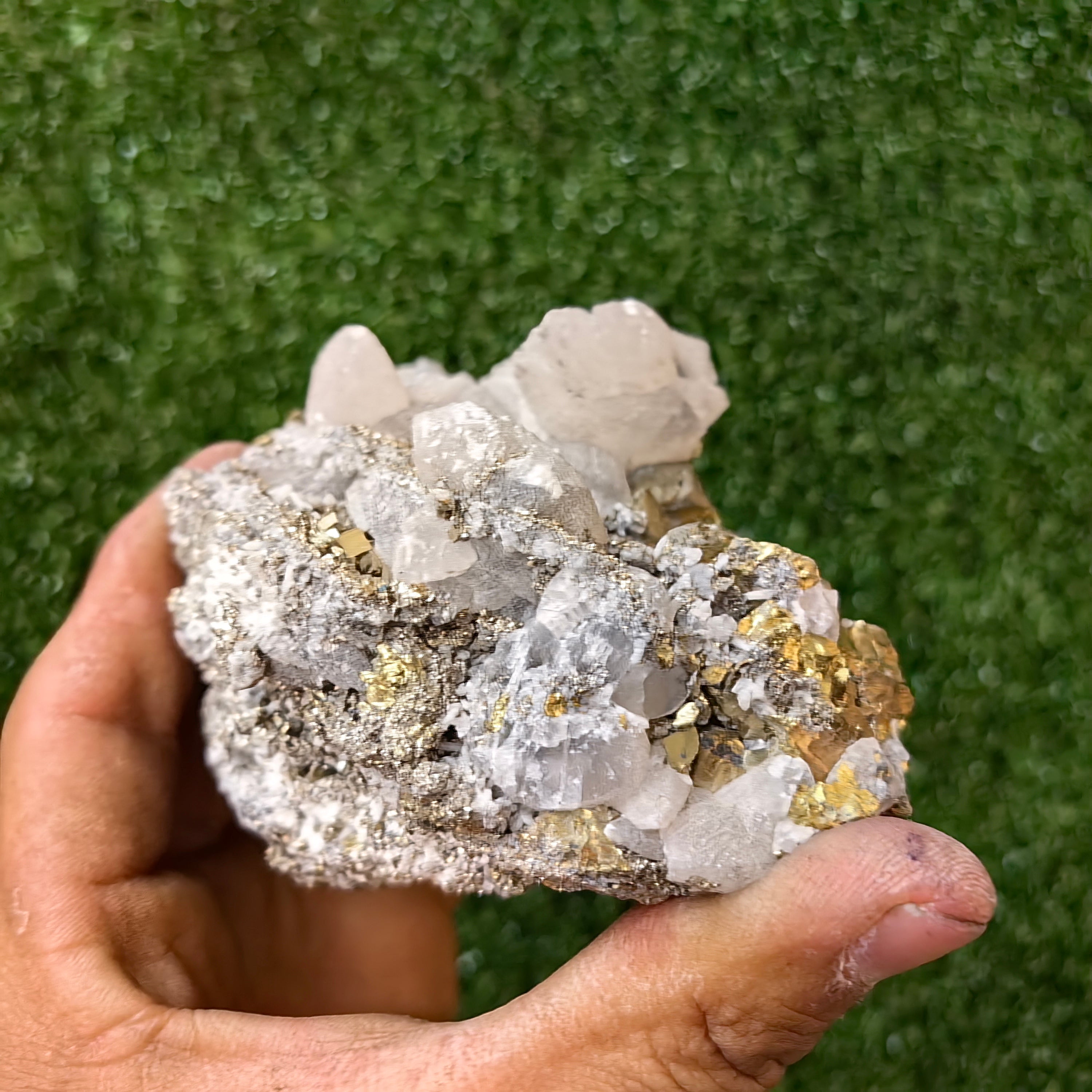 1 pcs Pyrite Cubic with Chalcopyrite and Calcite