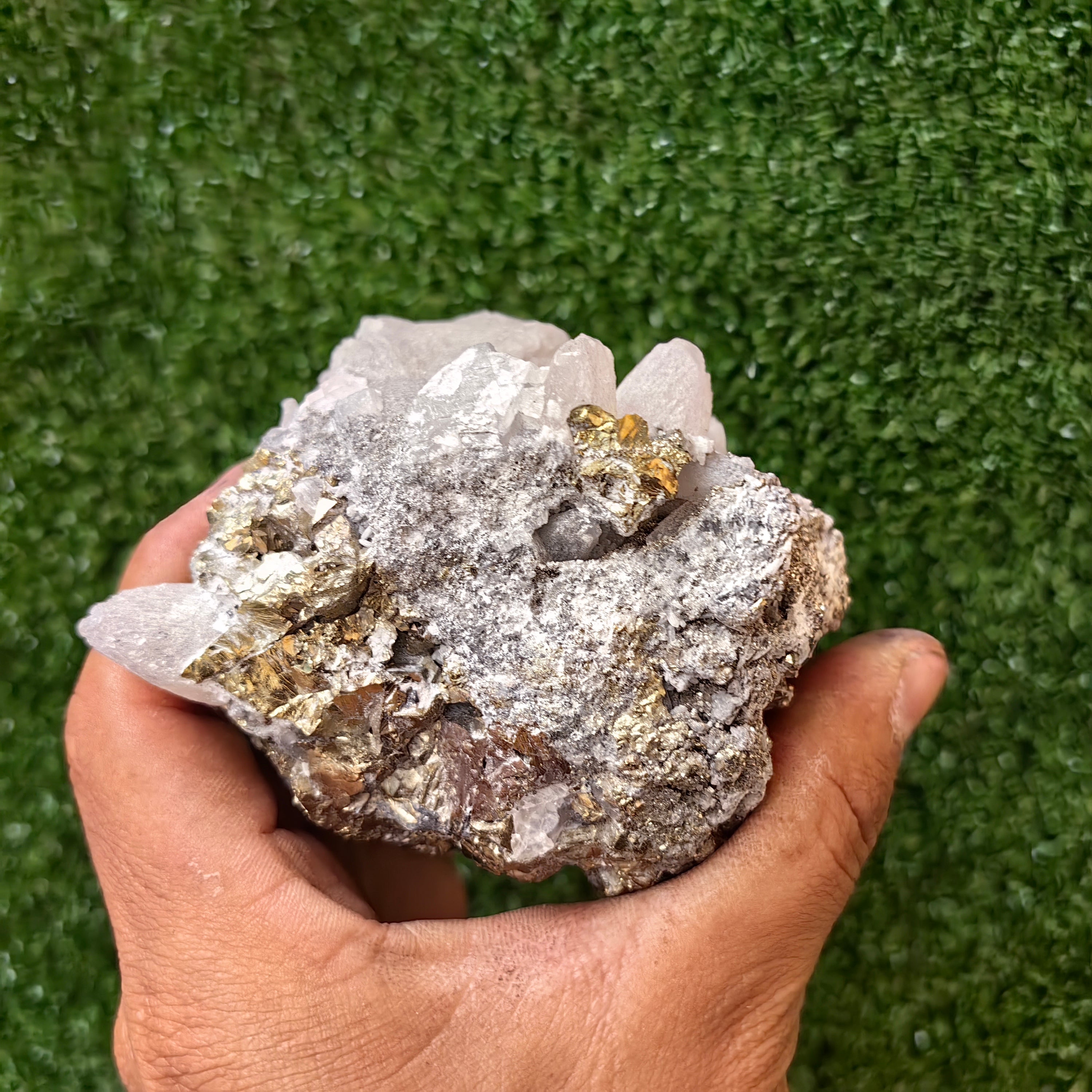 1 pcs Pyrite Cubic with Chalcopyrite and Calcite