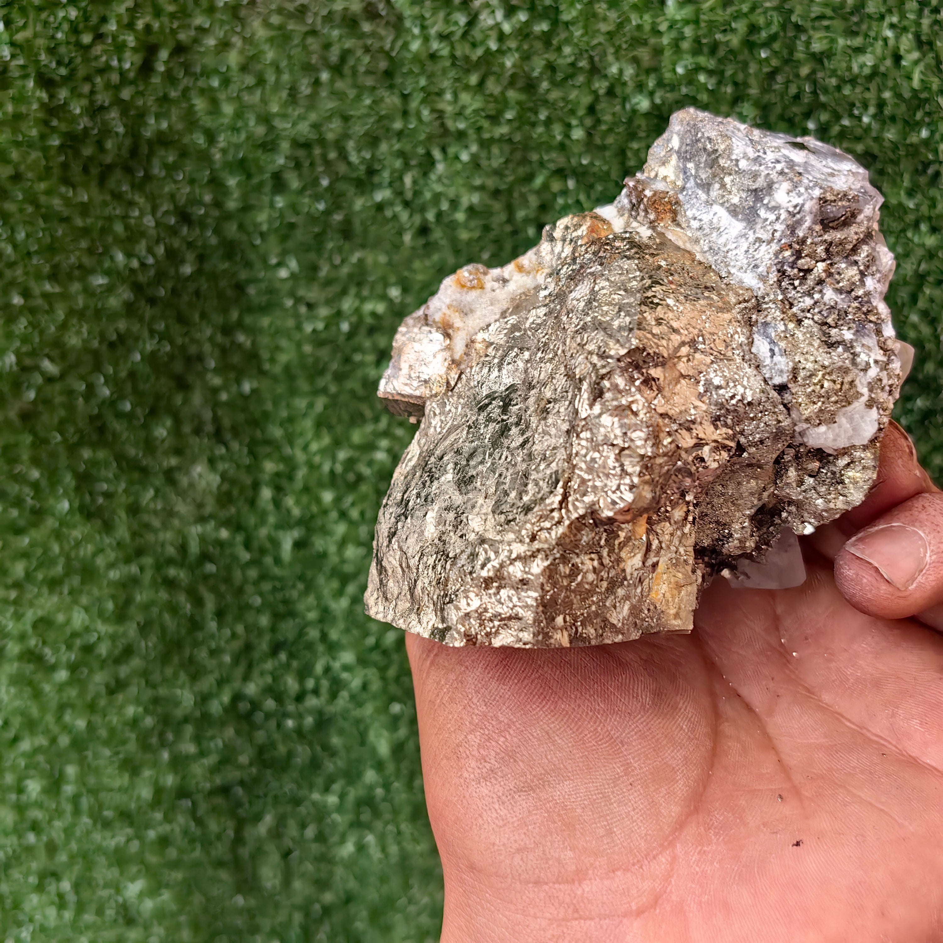 1 pcs Pyrite Cubic with Calcite