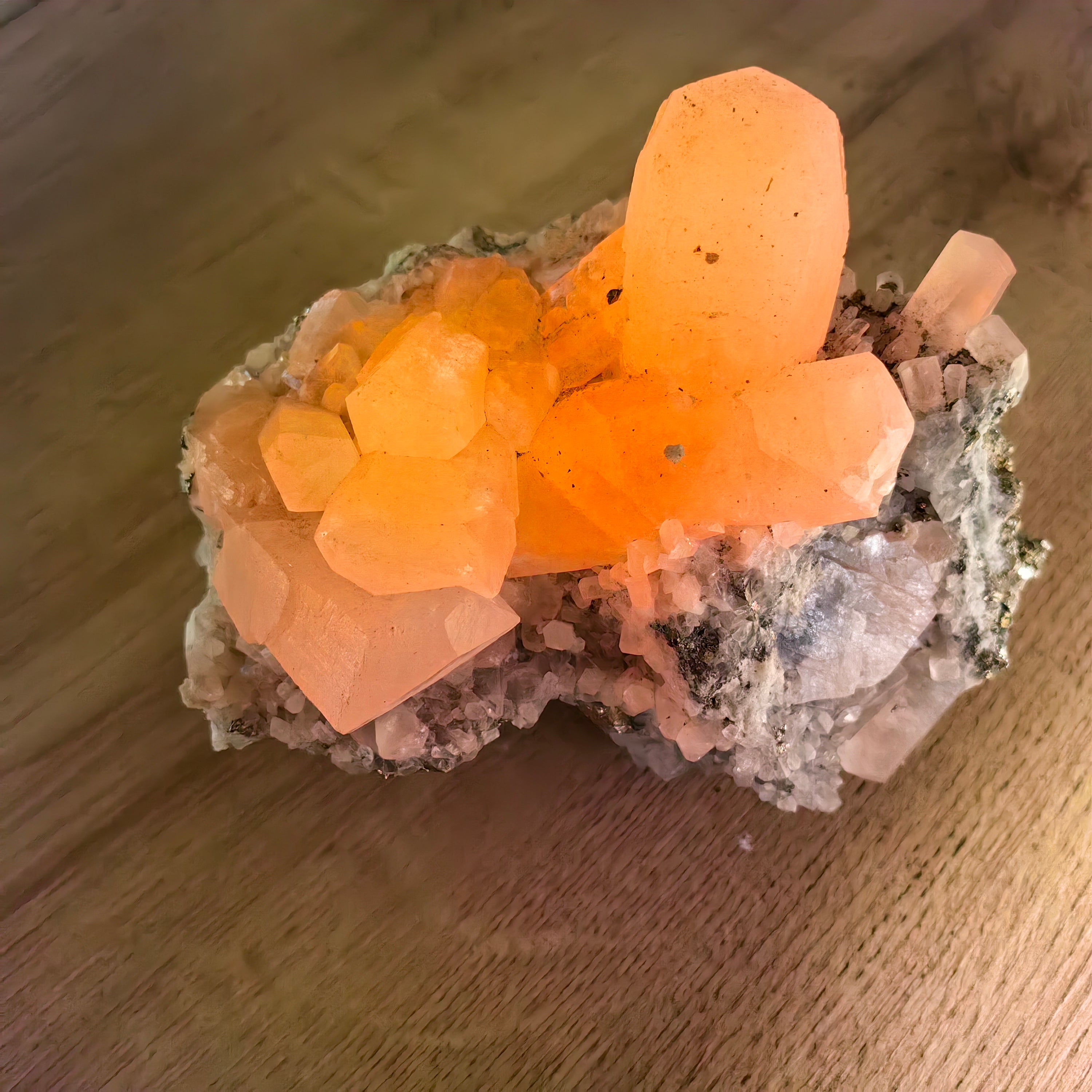 1 pcs Pyrite Cubic with Calcite