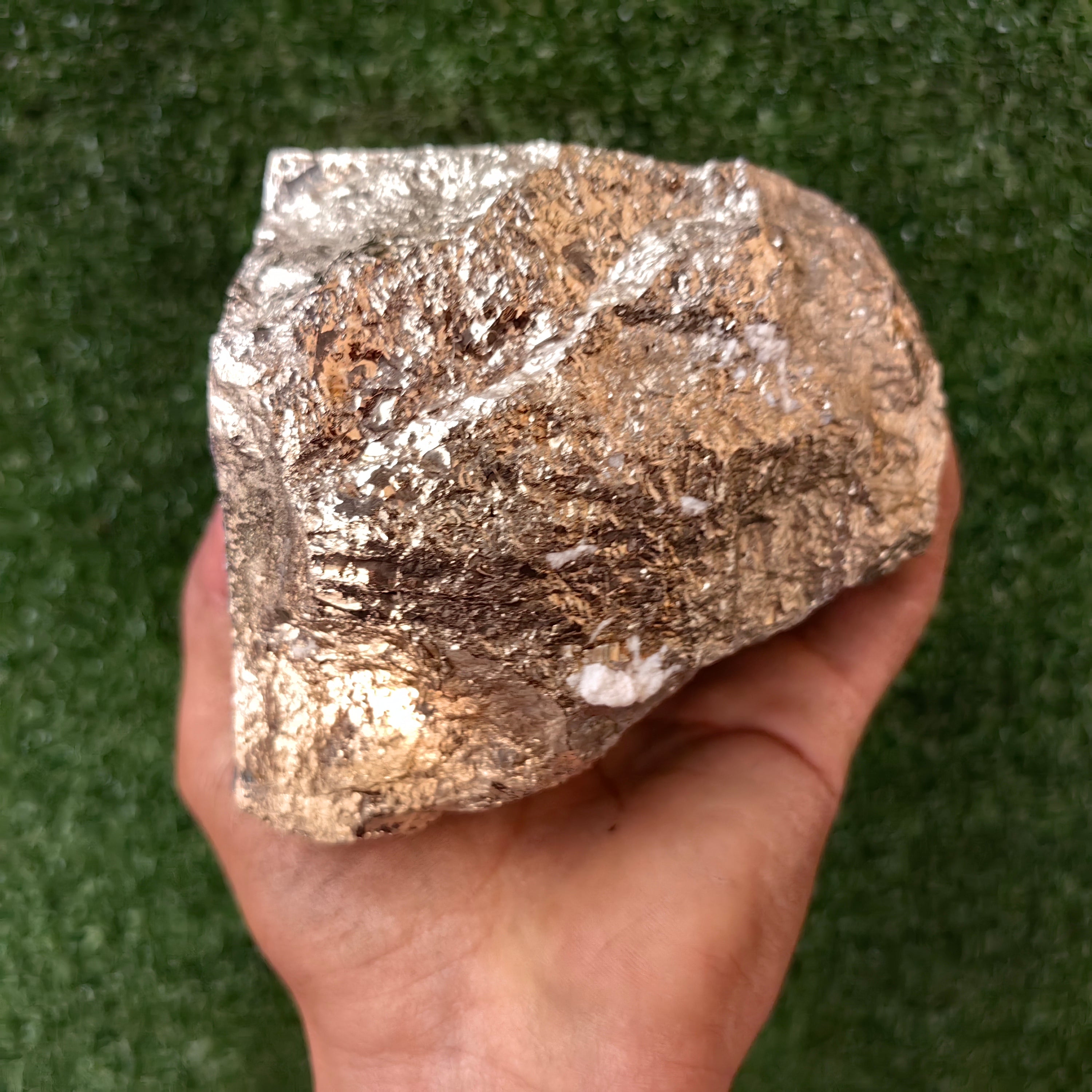 1 pcs Pyrite Cubic with Calcite