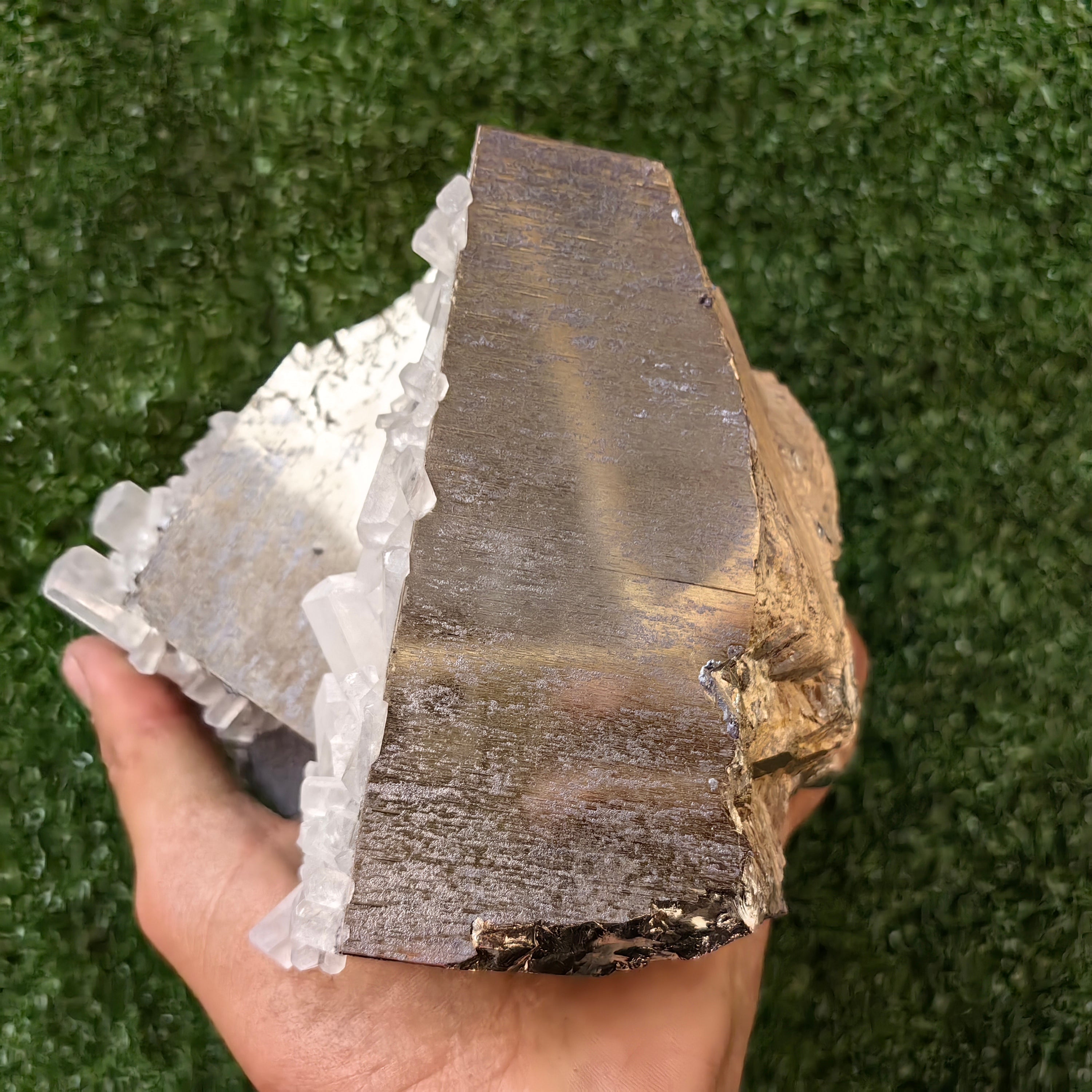 1 pcs Pyrite Cubic with Calcite
