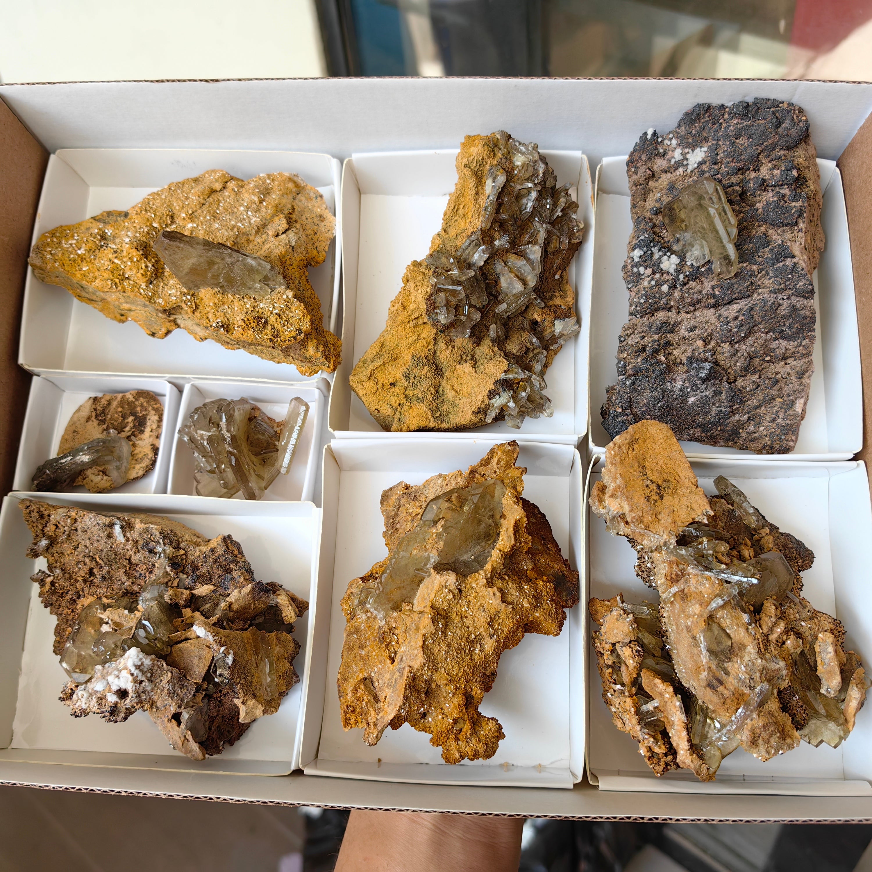 Lot 8 pcs Baryte Crystal on matrix