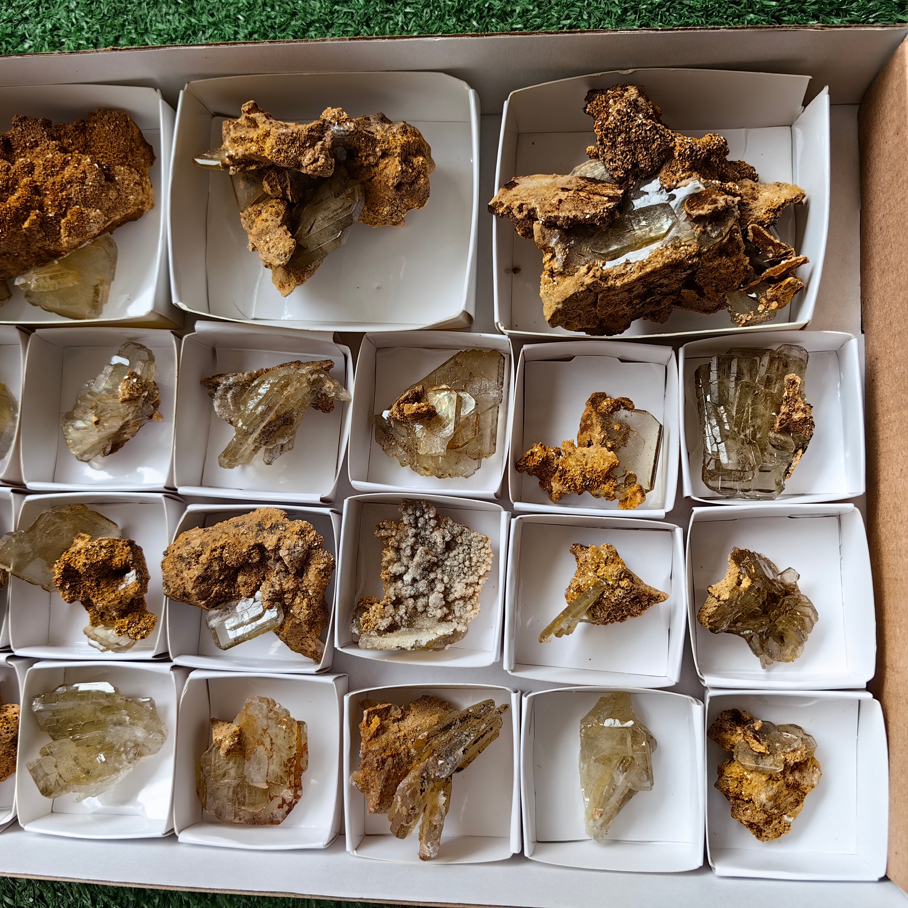 Lot 21 pcs Baryte Crystal on matrix