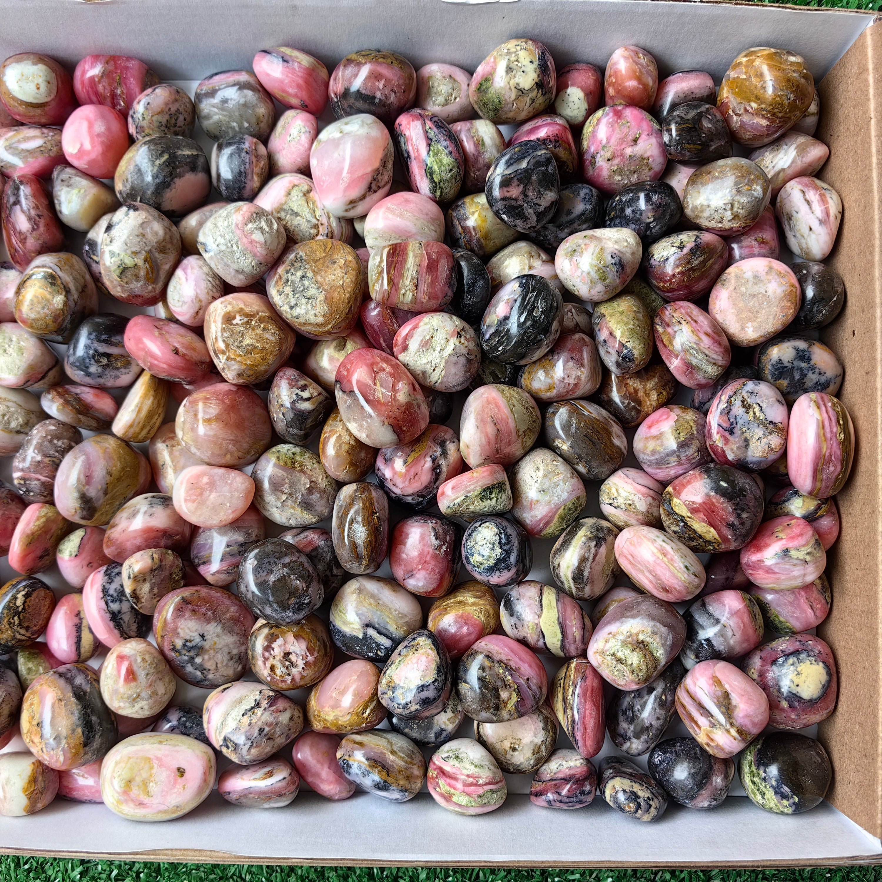 Lot 2 kg Strawberry Pink Opal tumbled