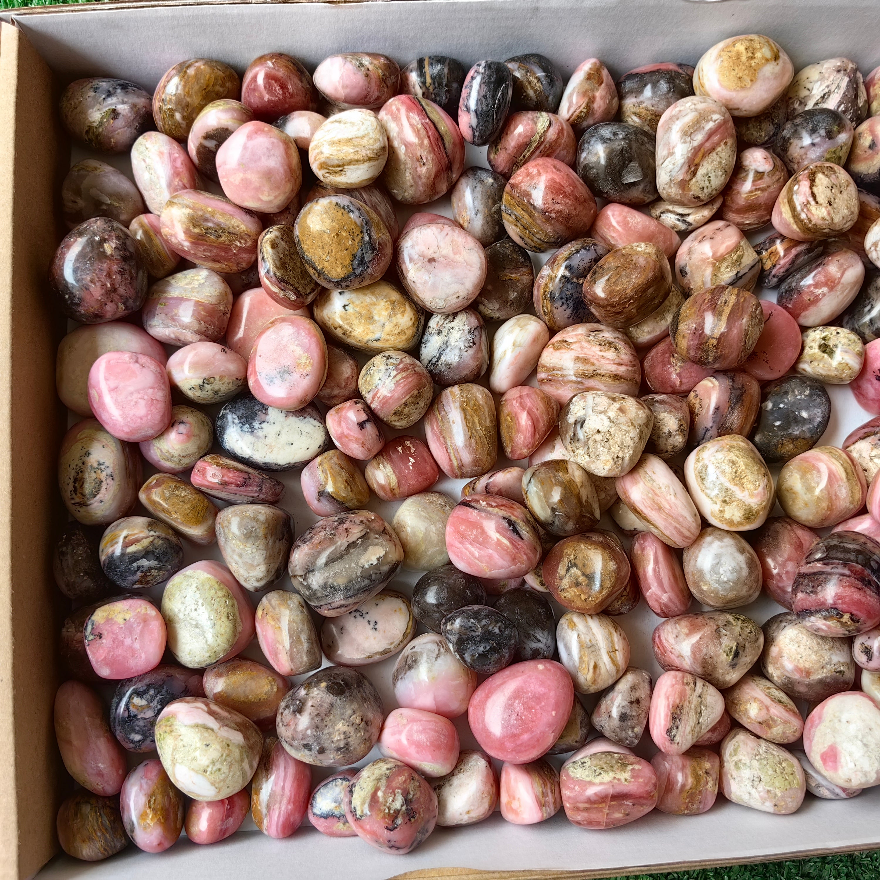Lot 2 kg Strawberry Pink Opal tumbled