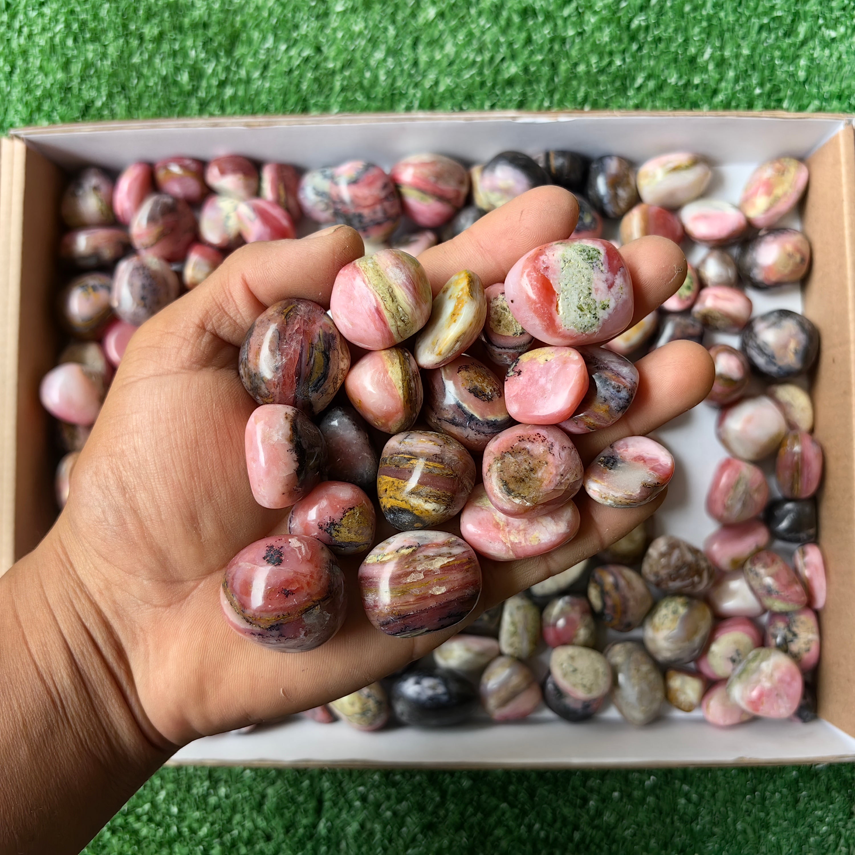 Lot 2 kg Strawberry Pink Opal tumbled