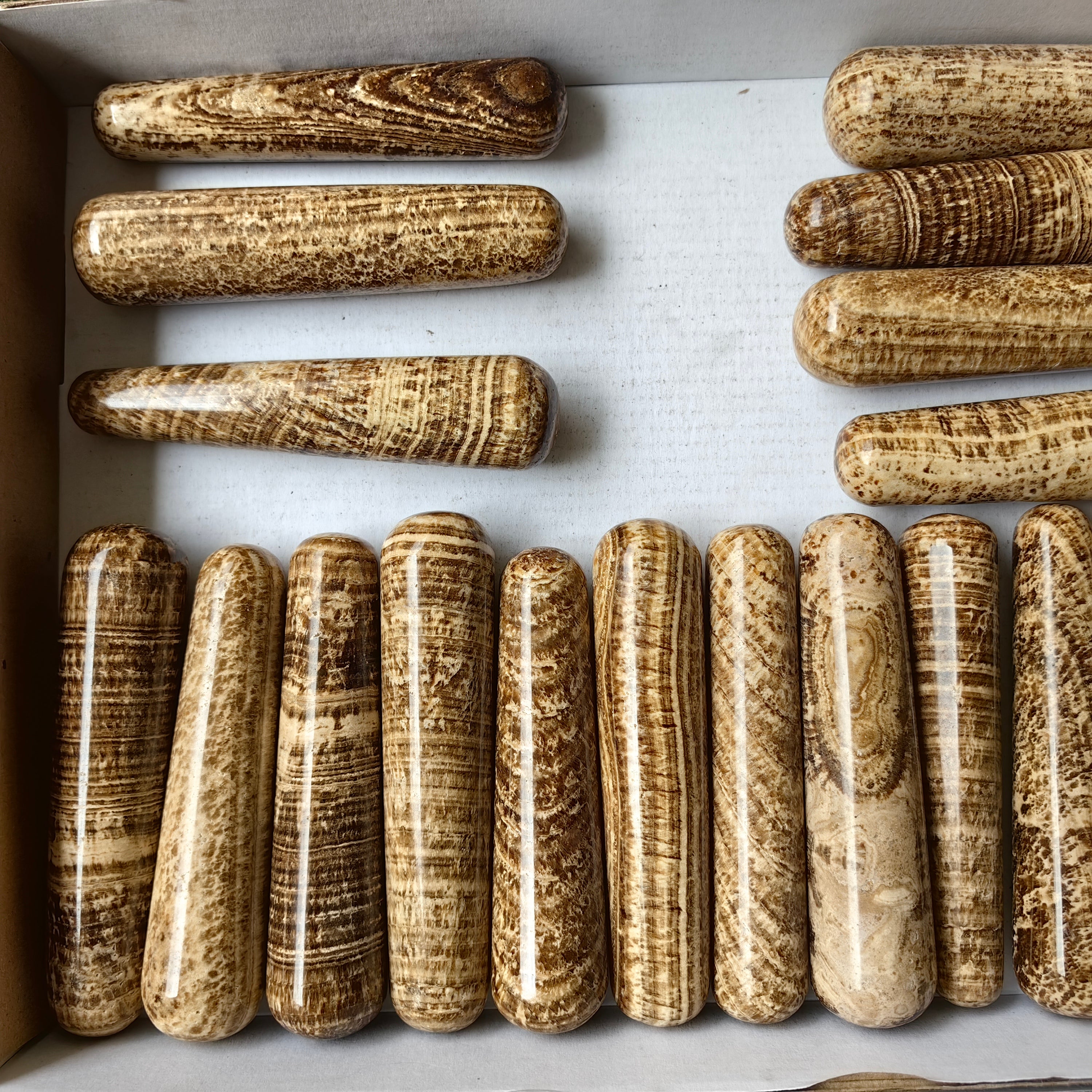 Lot 19 pcs Aragonite wand