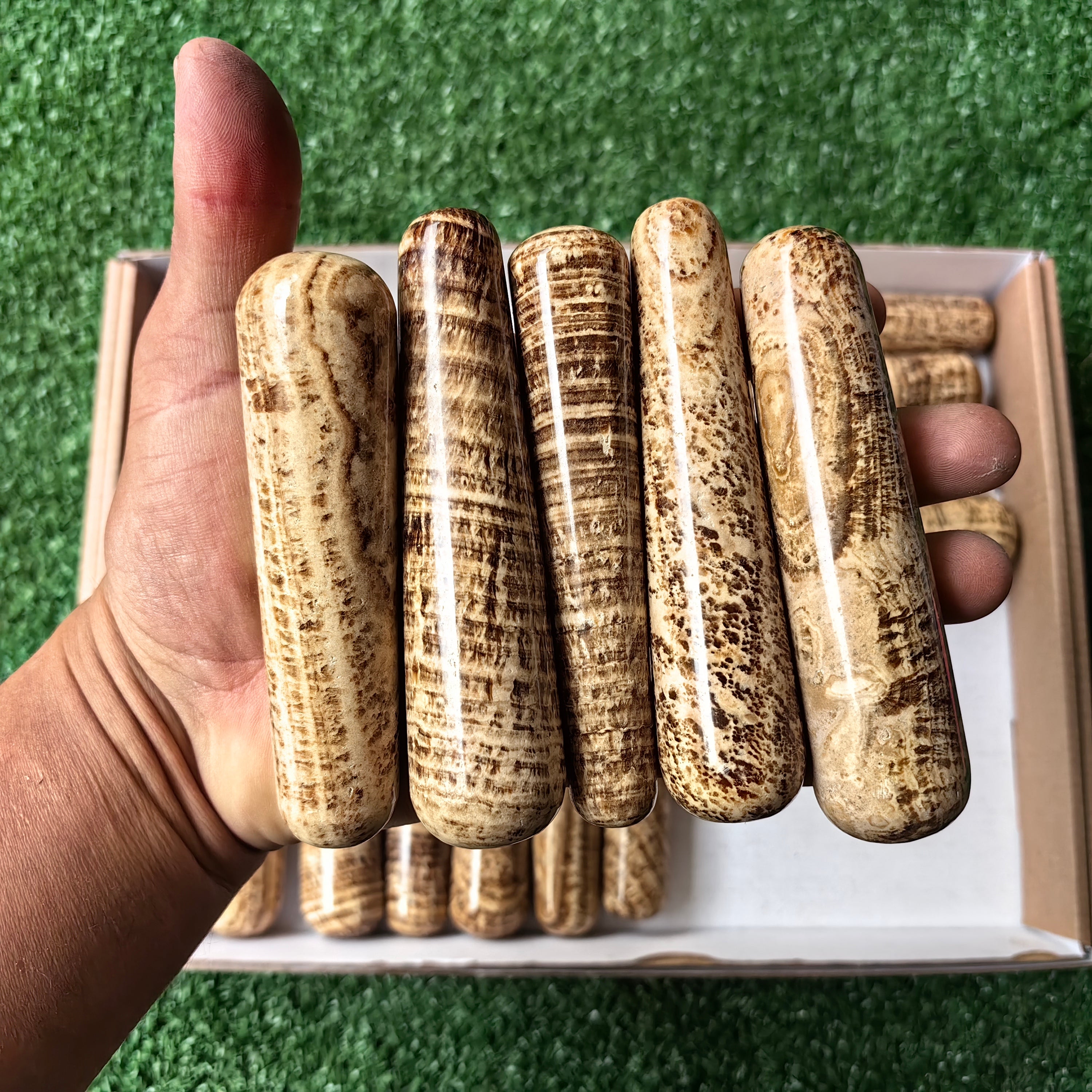 Lot 19 pcs Aragonite wand