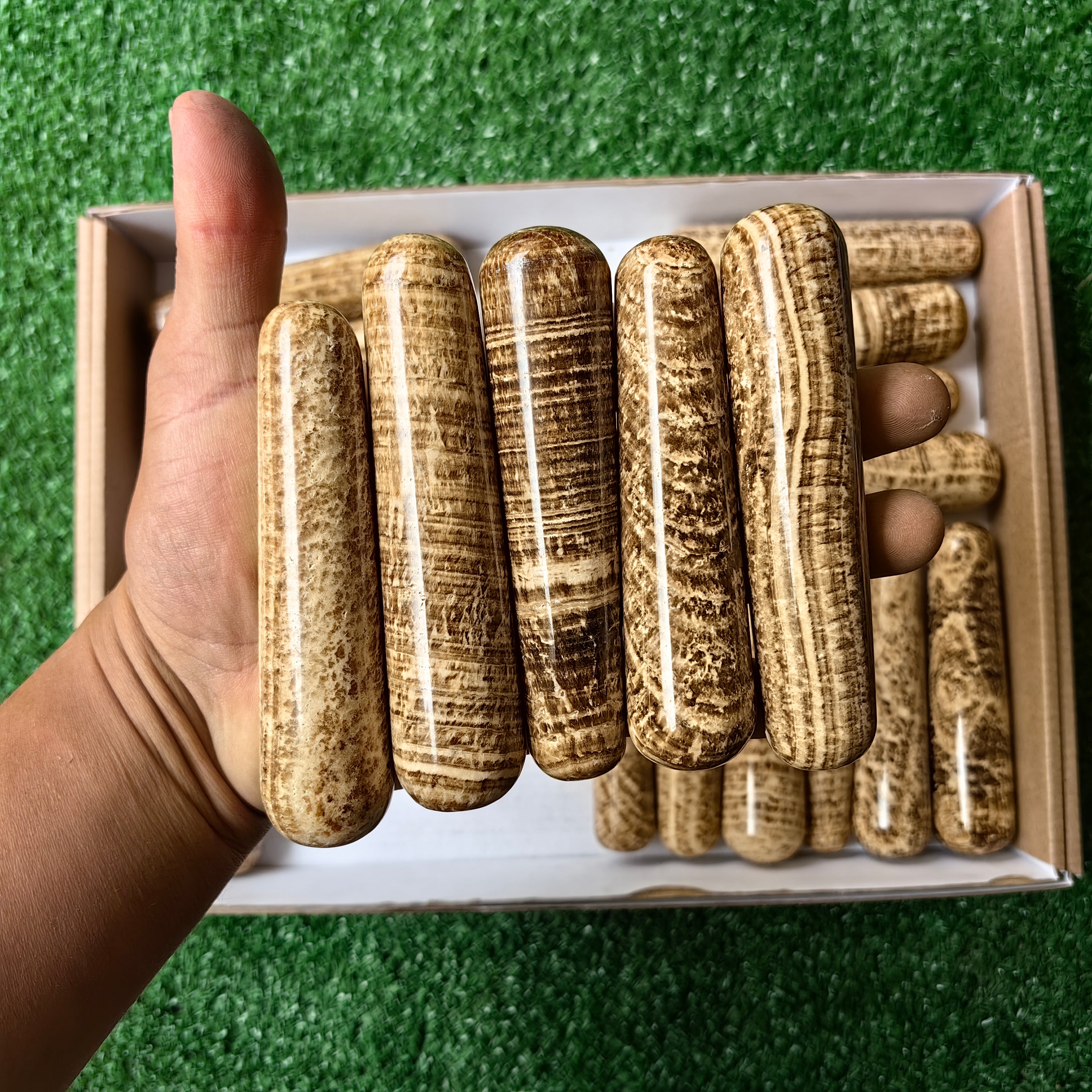 Lot 19 pcs Aragonite wand