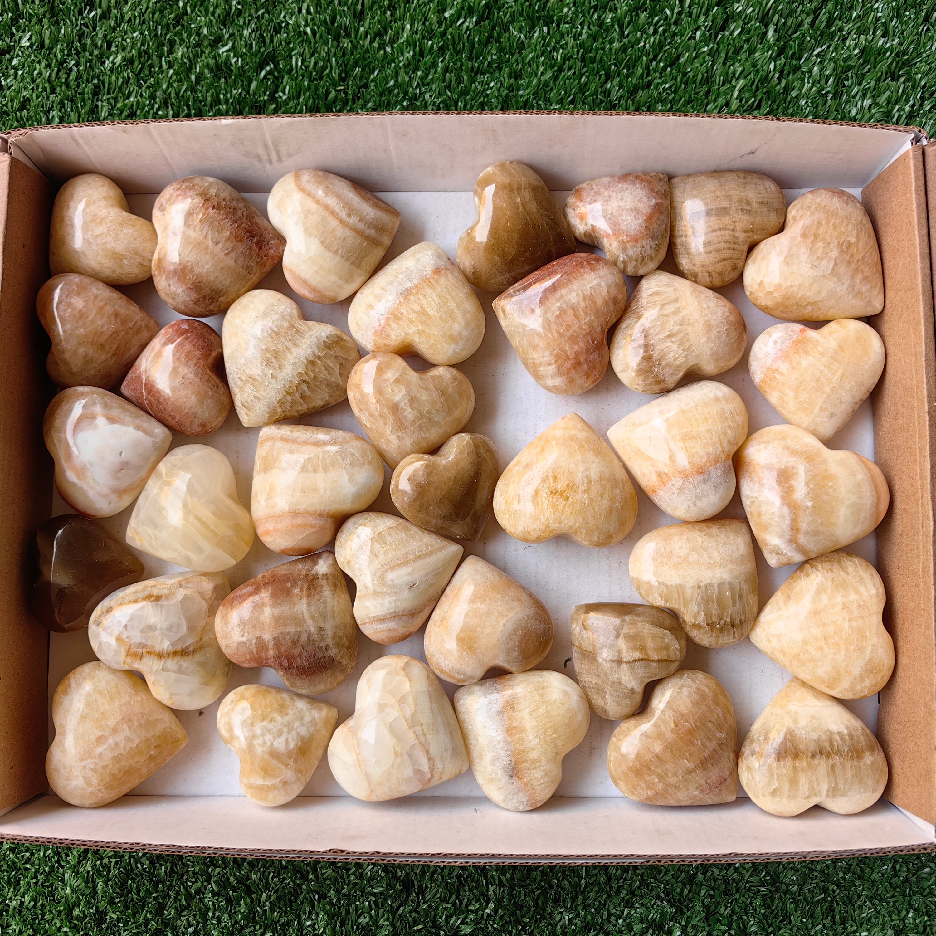 lot 36 pcs Caramel Onix Heart