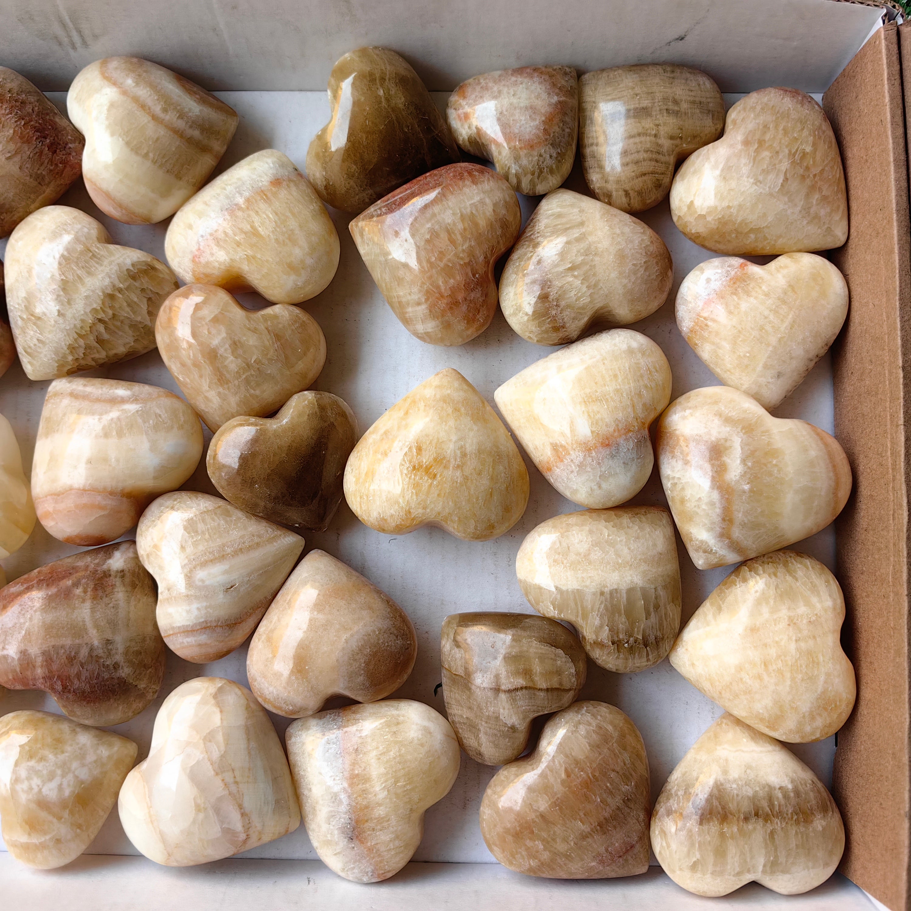 lot 36 pcs Caramel Onix Heart