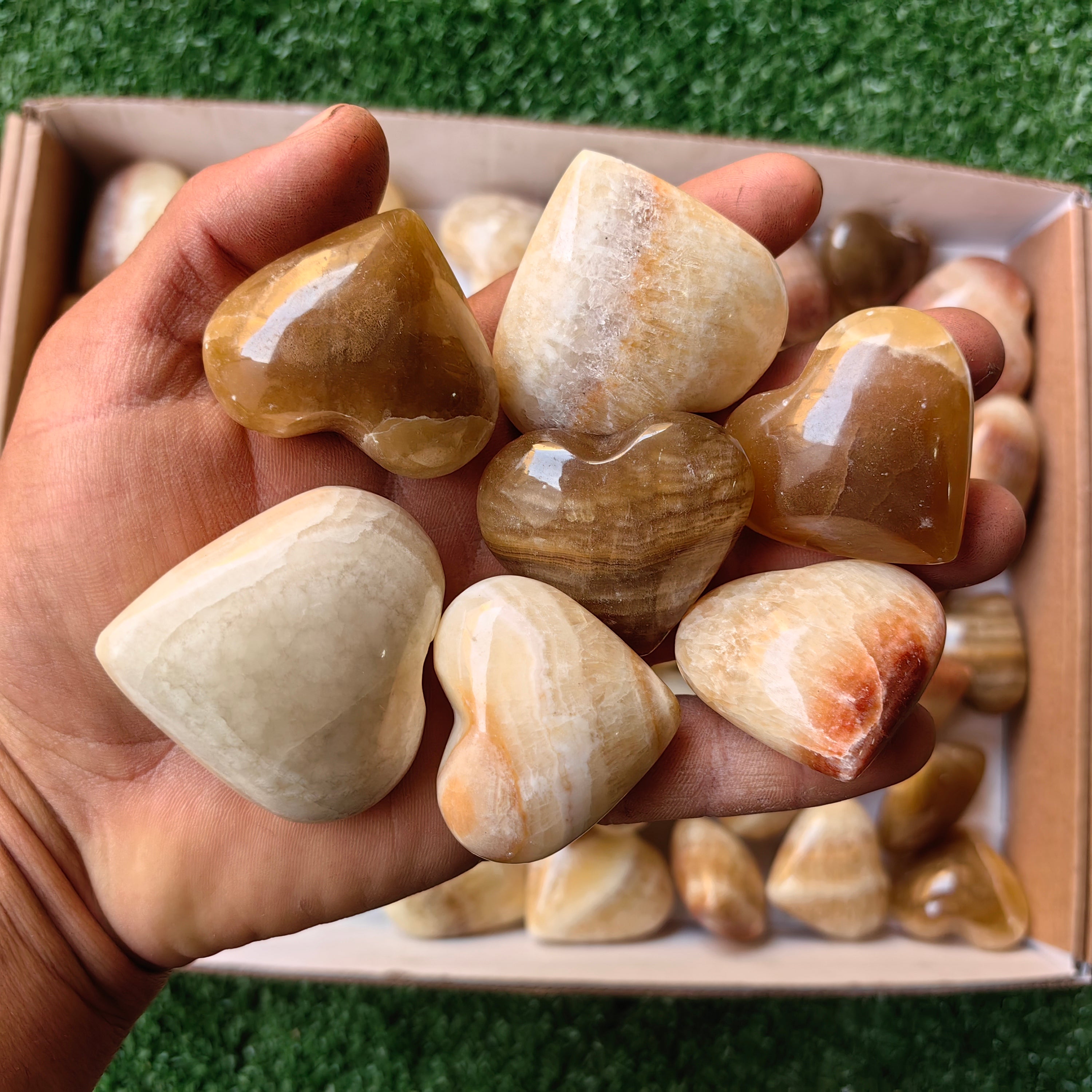 lot 41 pcs Caramel Onix Heart