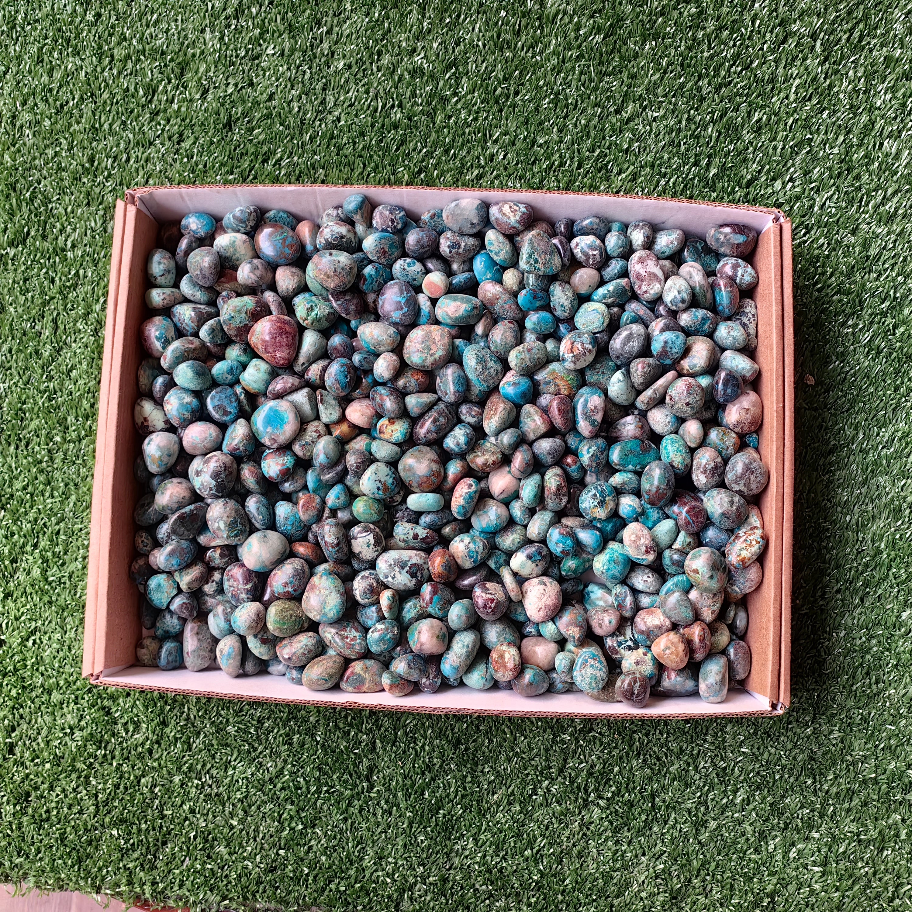 lot 2.8 kg Chrysocolla tumbled