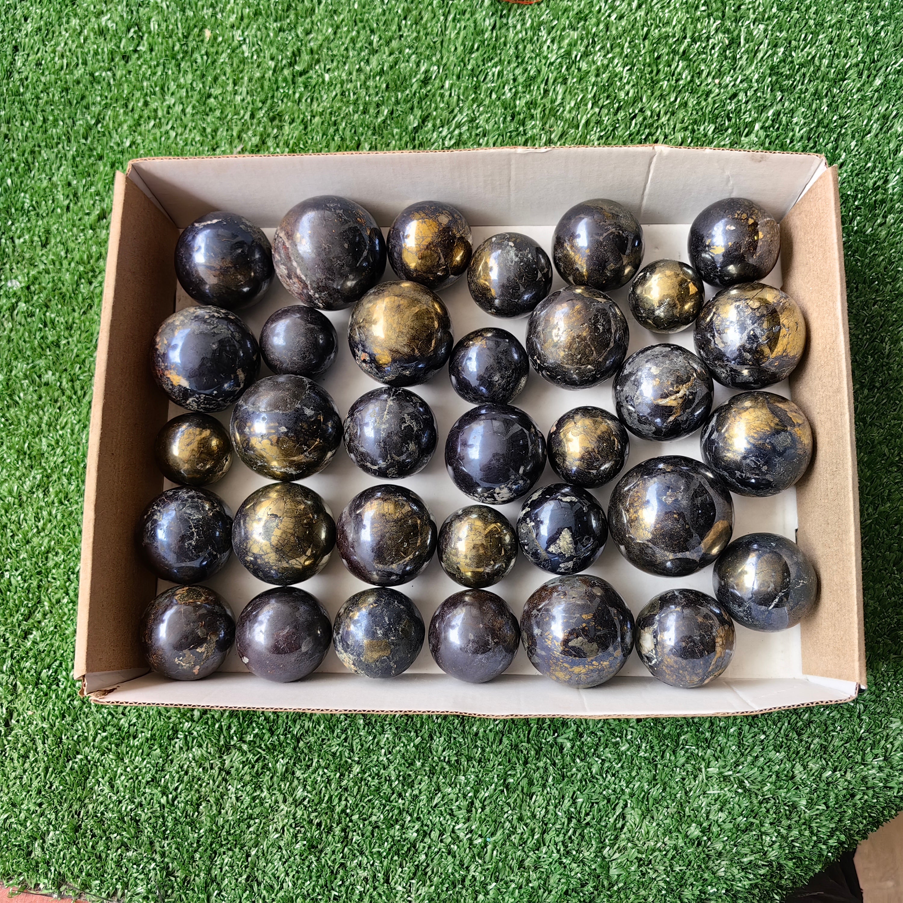 lot 33 pcs Covellite on Chalcopyrite sphere