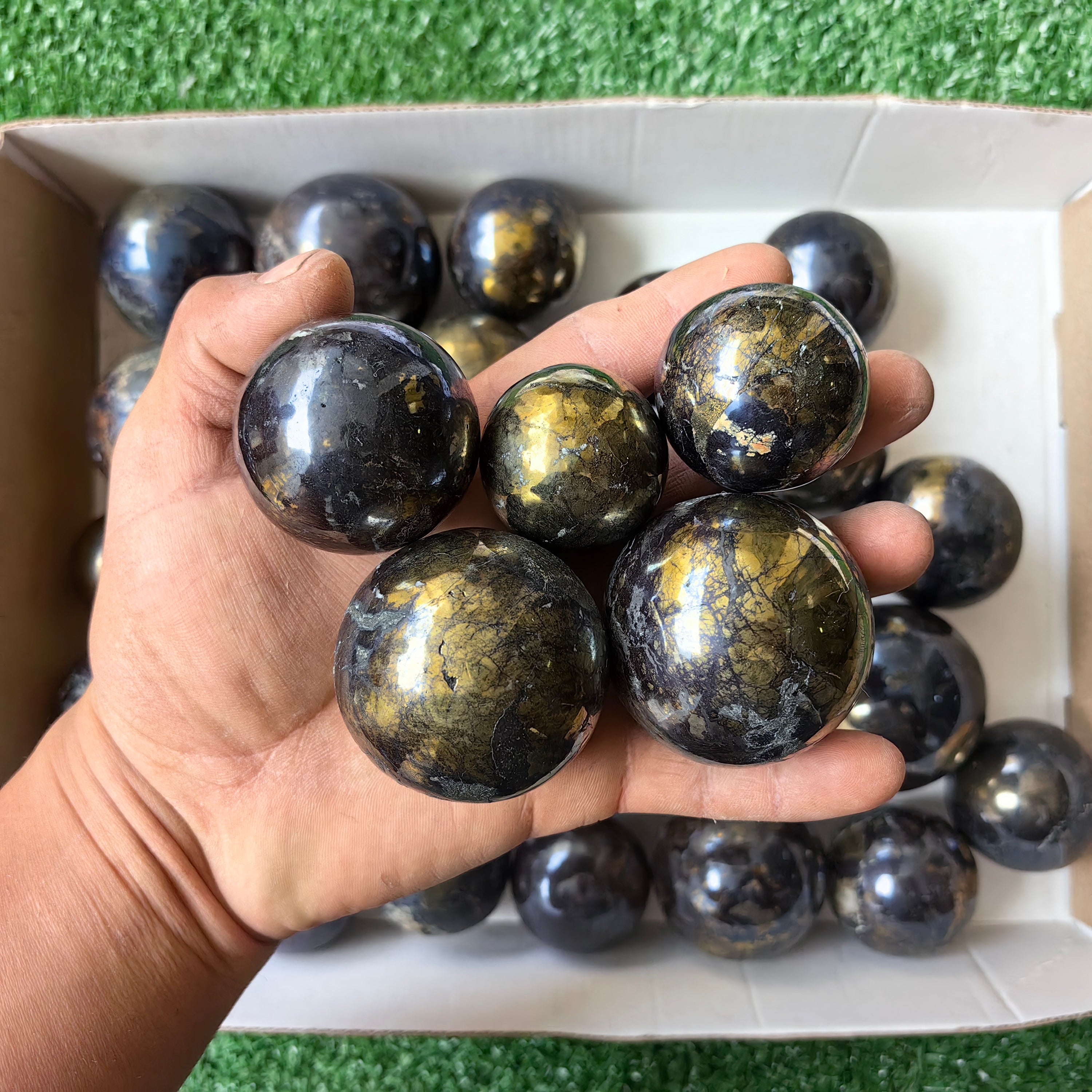 lot 33 pcs Covellite on Chalcopyrite sphere