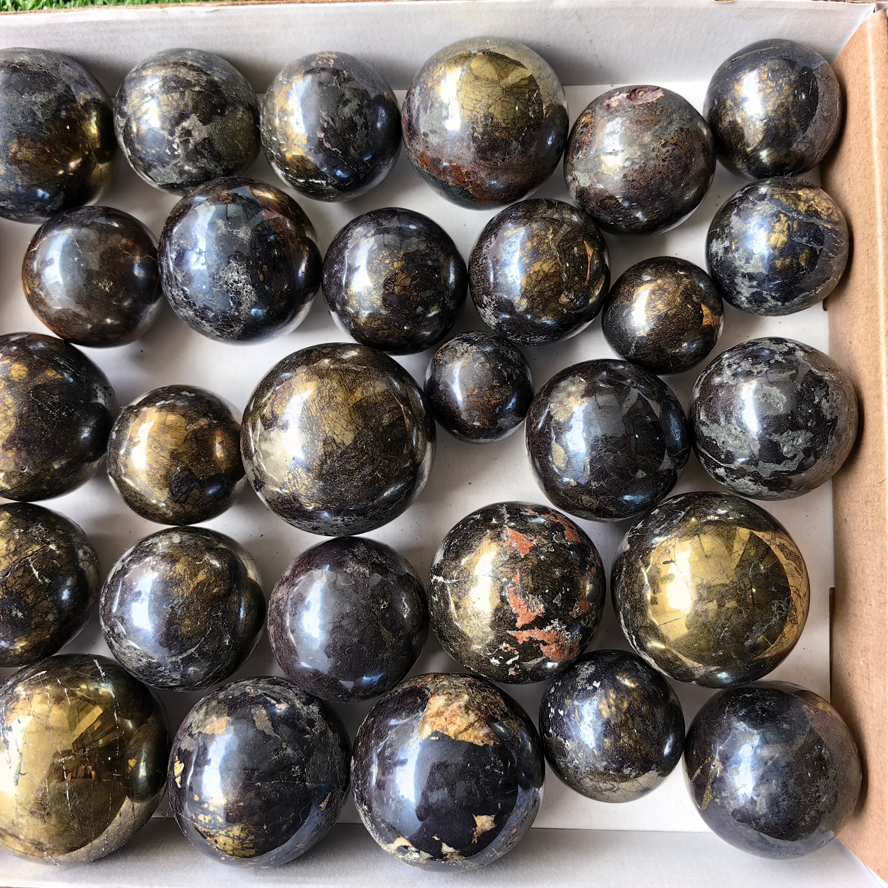 lot 32 pcs Covellite on Chalcopyrite sphere