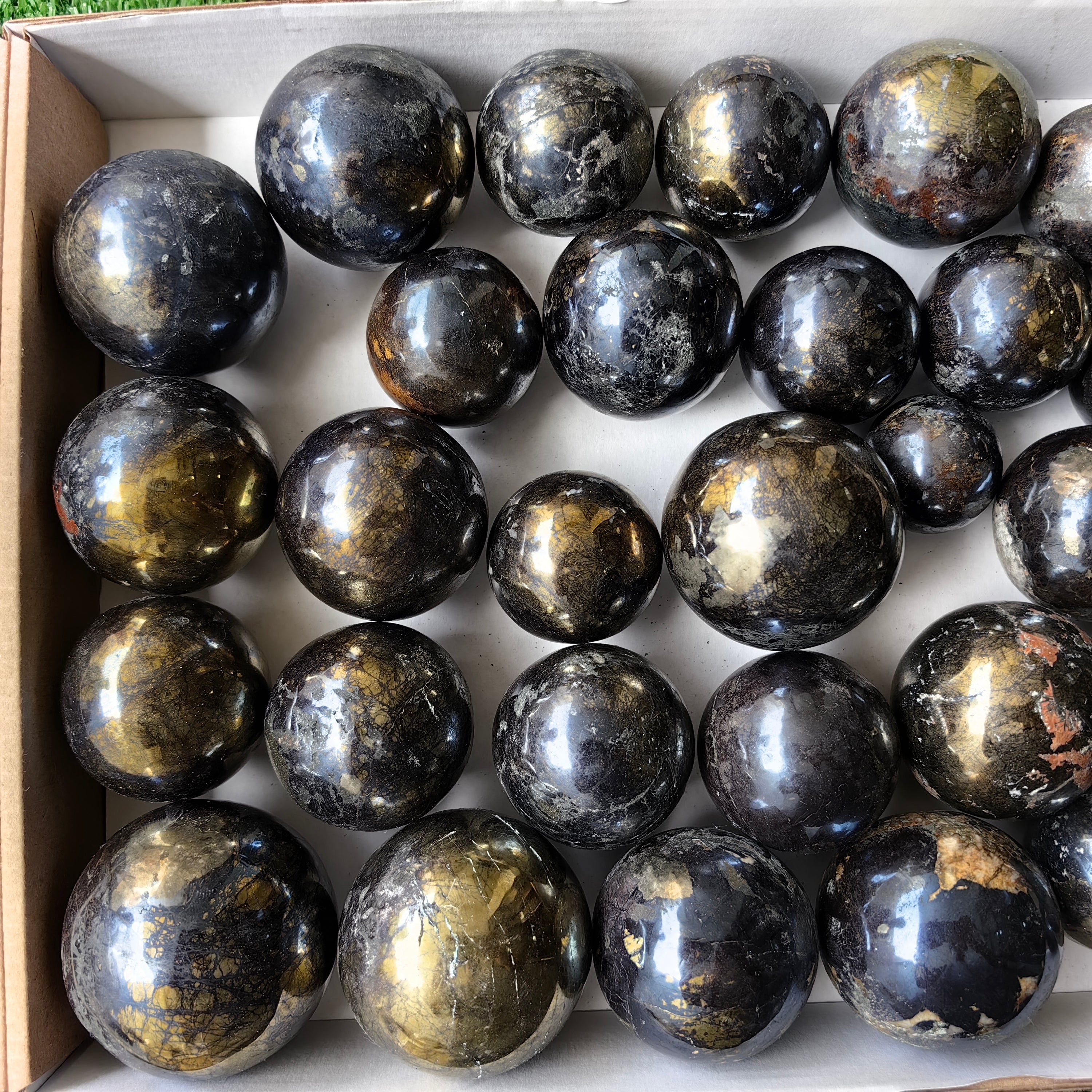 lot 32 pcs Covellite on Chalcopyrite sphere